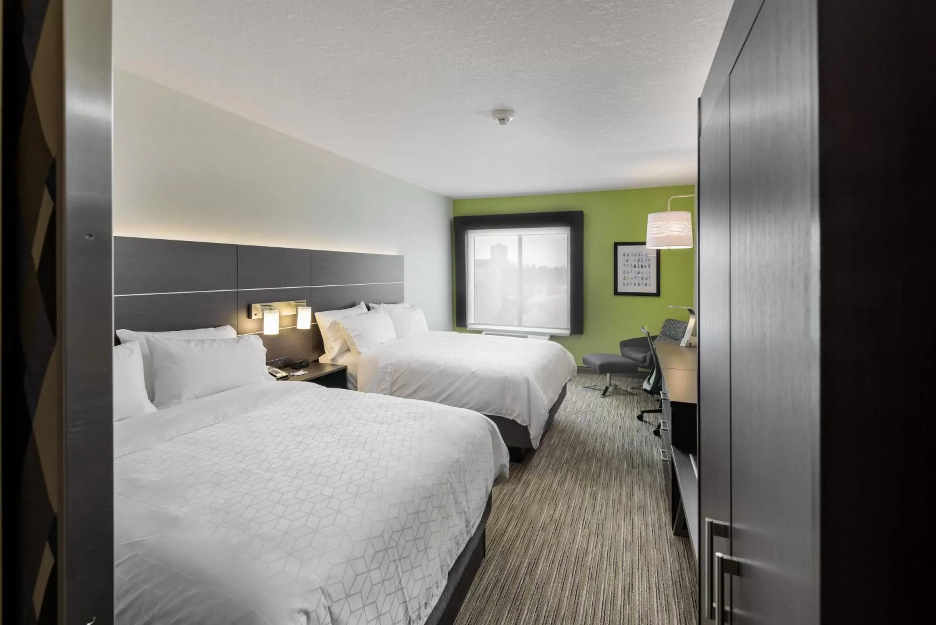 Photo of the whole room in Holiday Inn Express & Suites - Brandon, an IHG Hotel