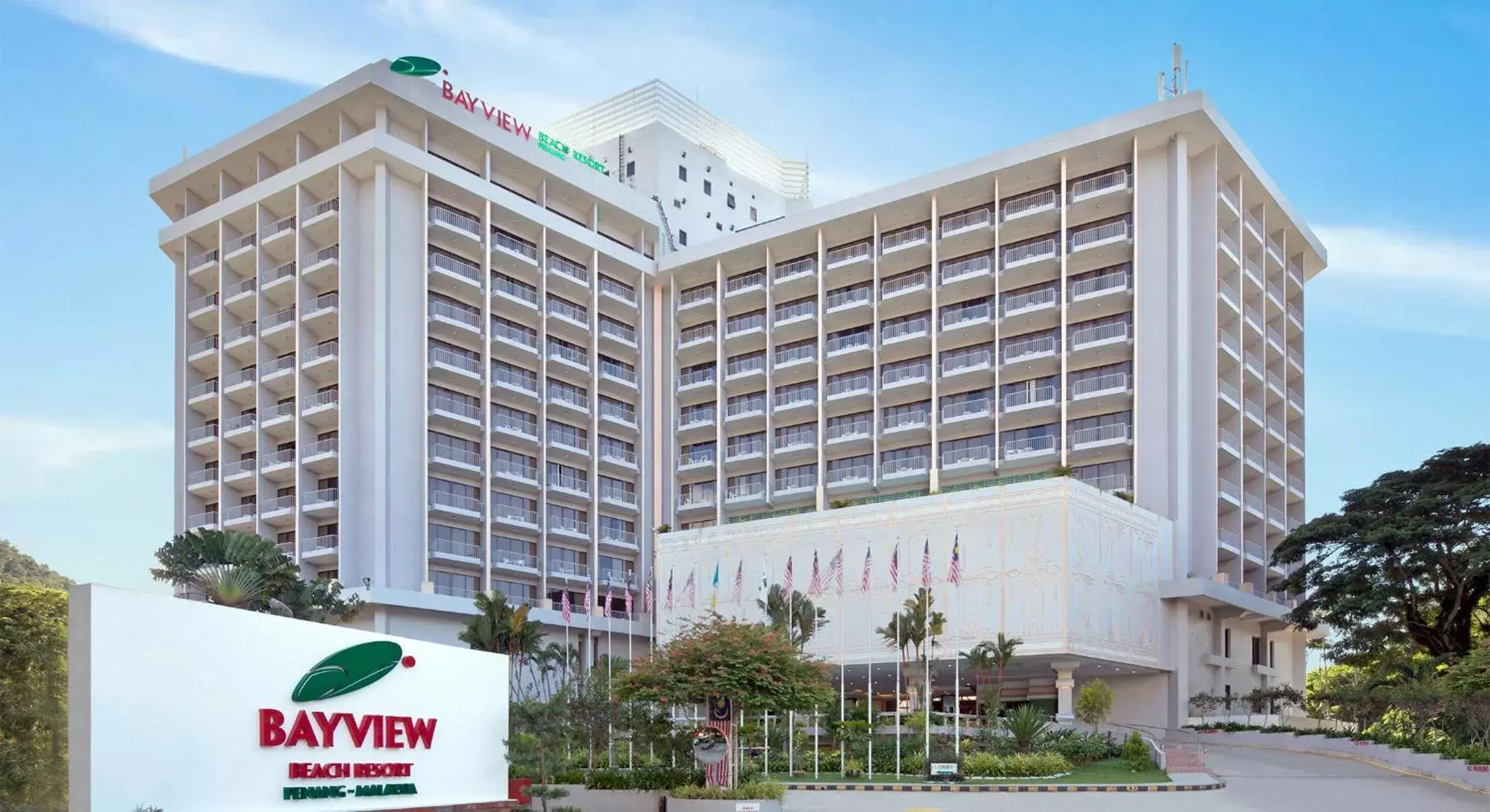 Facade/entrance, Property Building in The Bayview Beach Resort