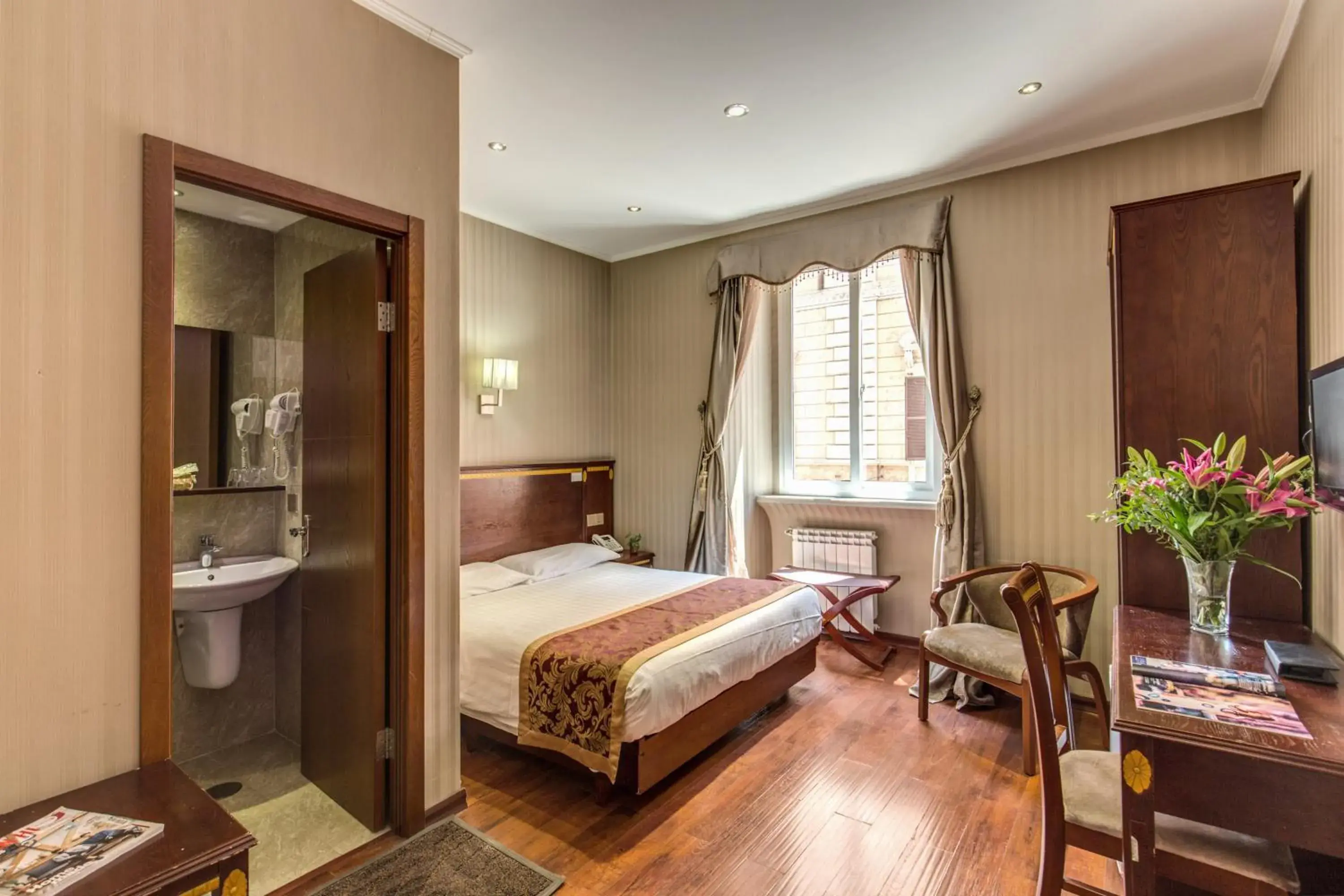 Bedroom in Hotel Rome Love