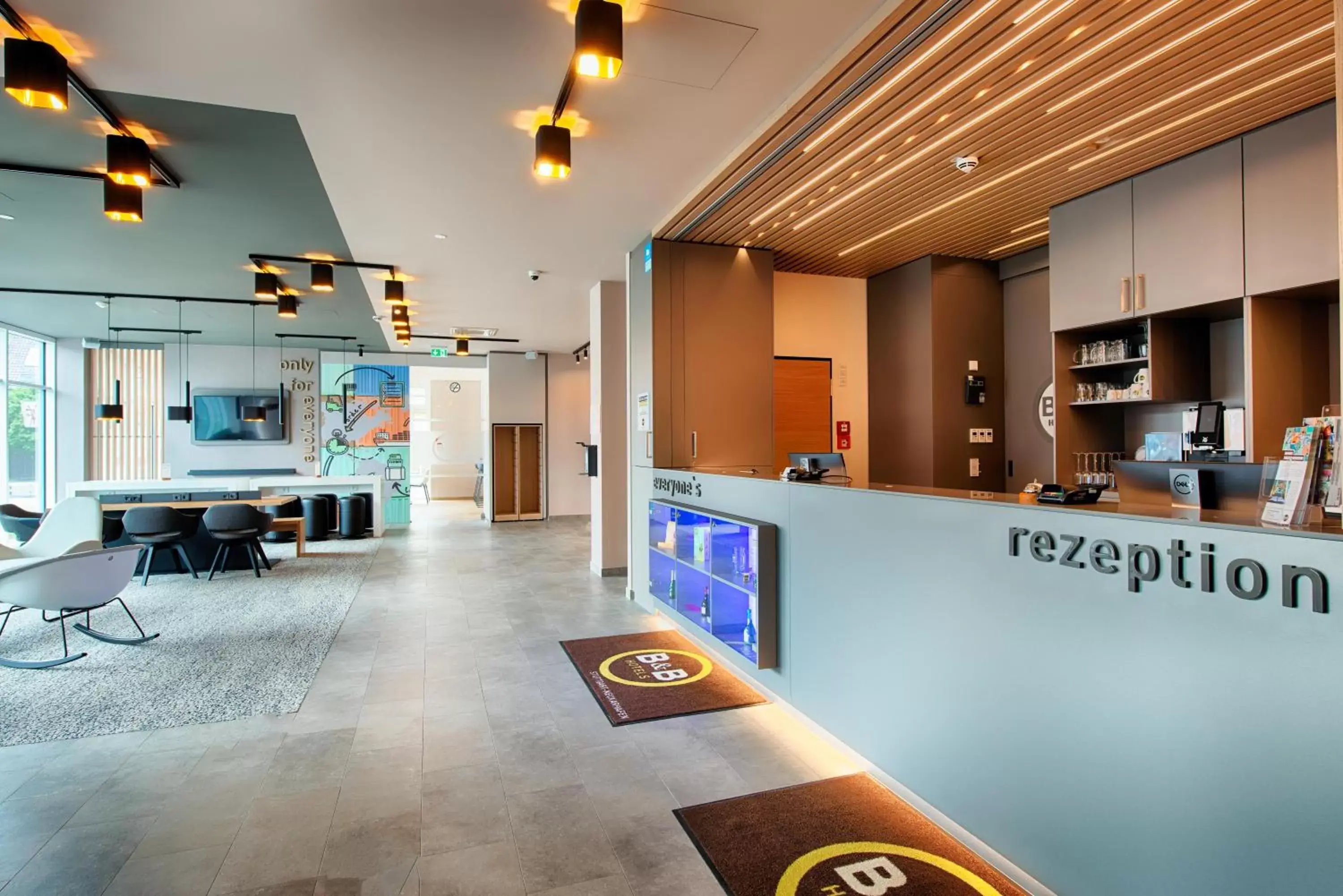 Lobby or reception, Lobby/Reception in B&B Hotel Stuttgart-Neckarhafen