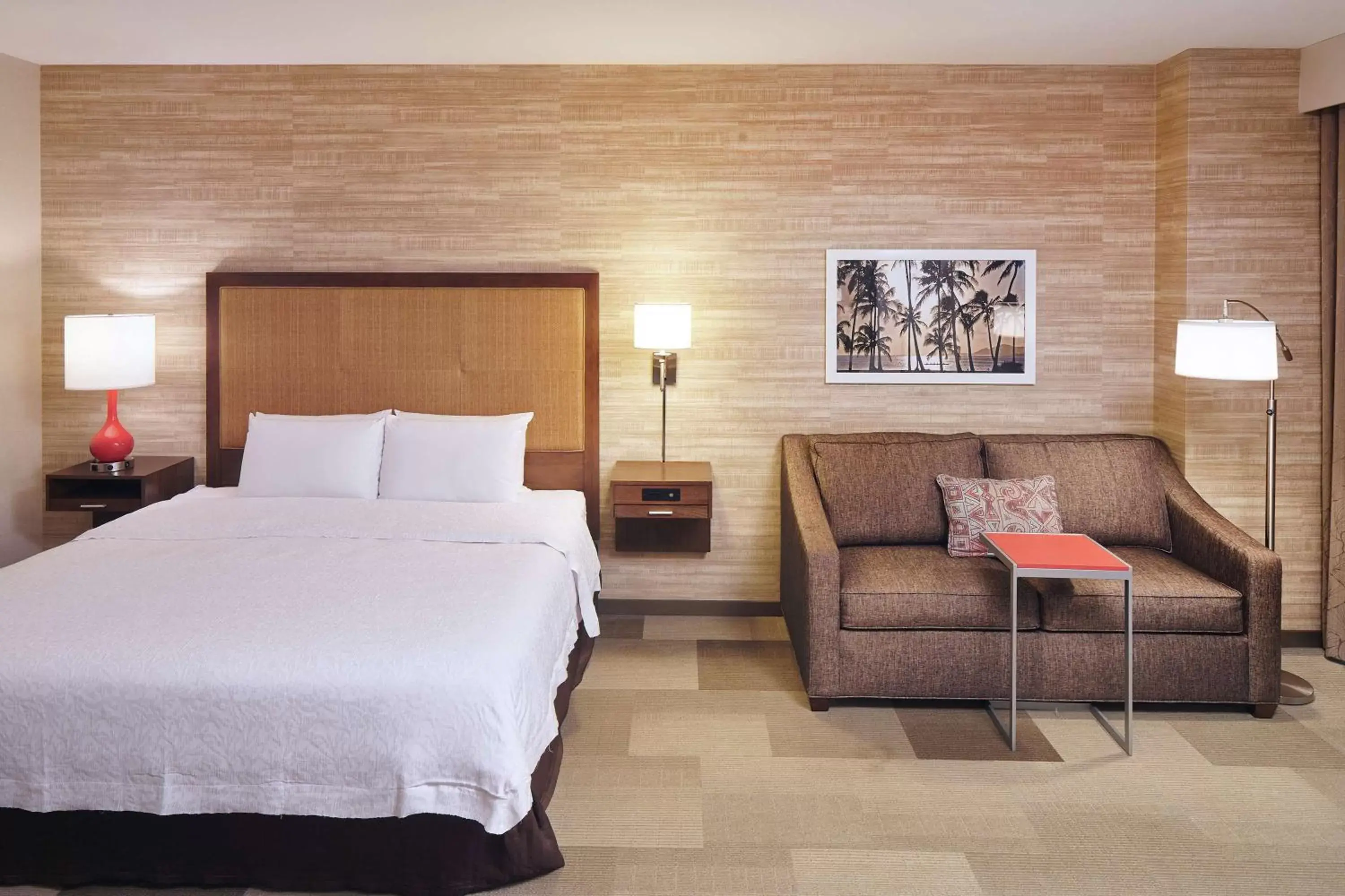 Living room, Bed in Hampton Inn & Suites Oahu/Kapolei, HI - FREE Breakfast
