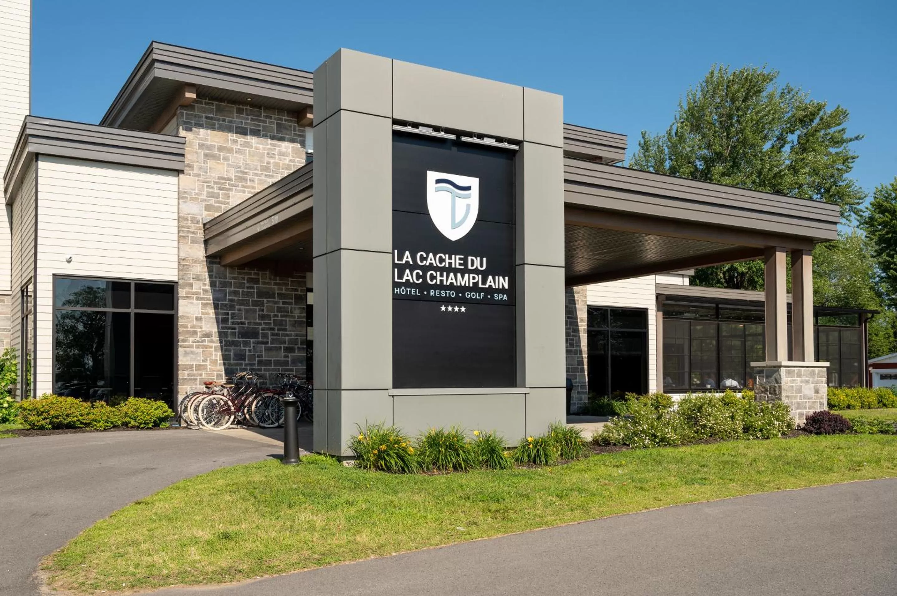 La Cache du Lac Champlain