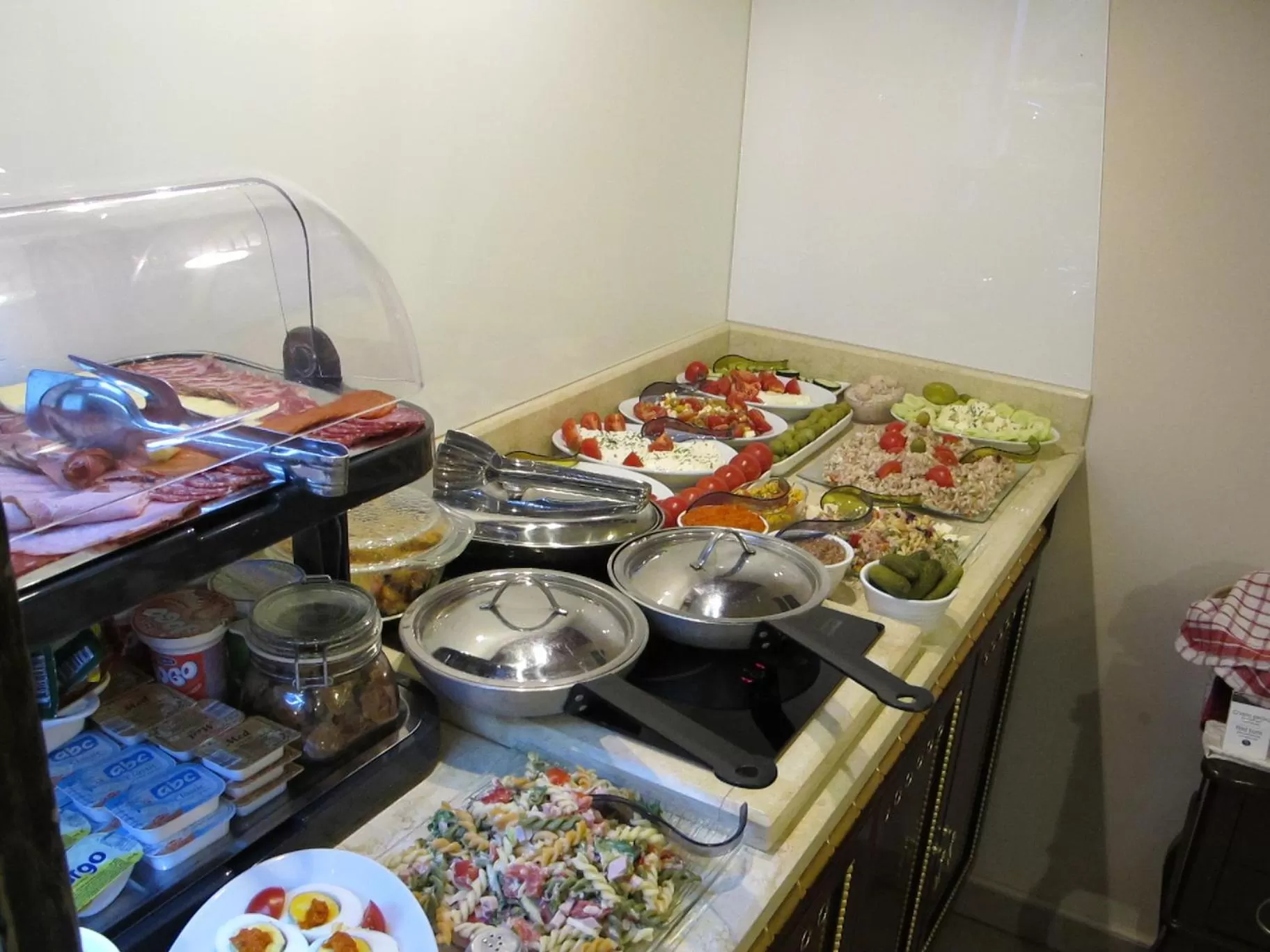 Food and drinks in Arbia Dorka Heritage Palace