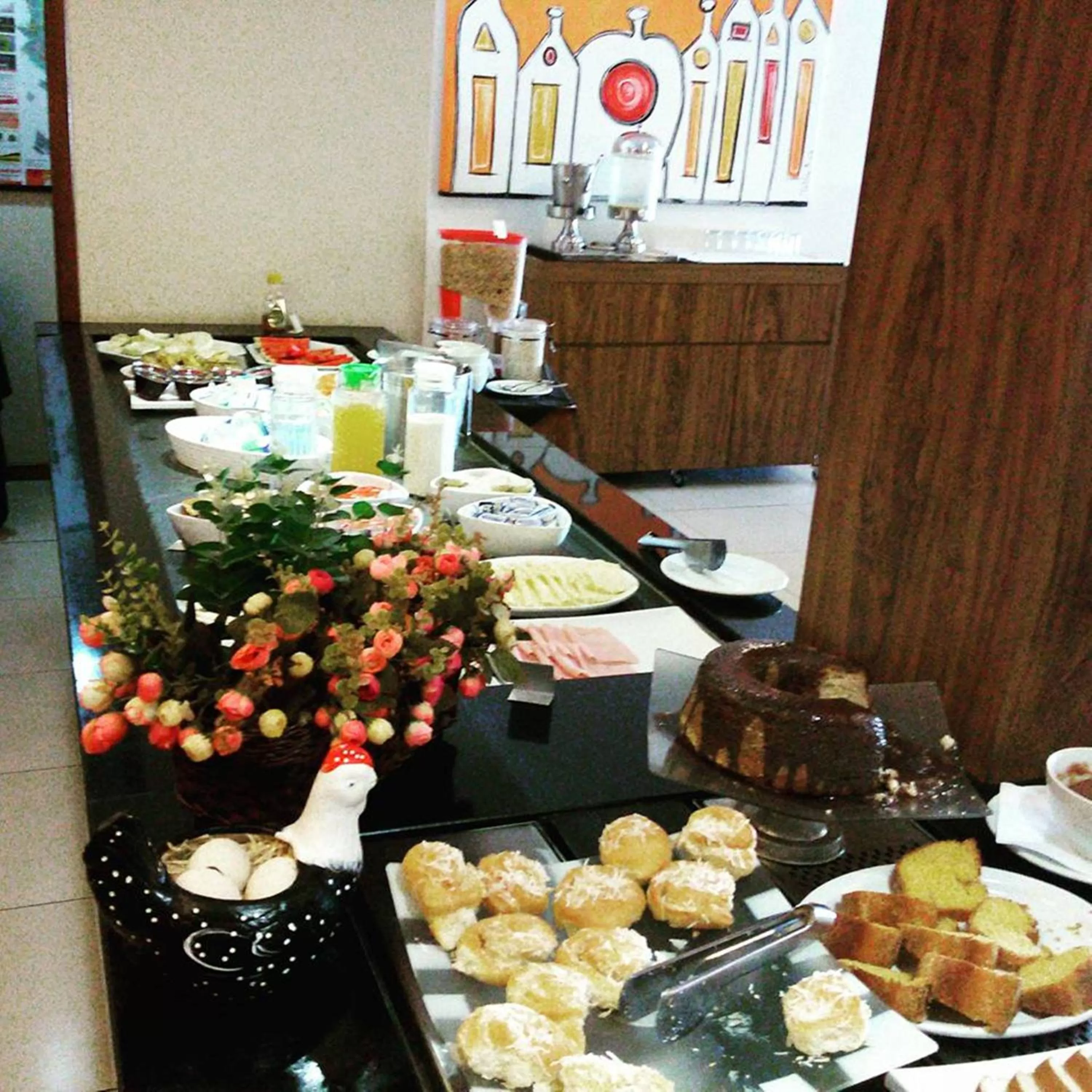 Continental breakfast in Comfort Hotel Sertãozinho