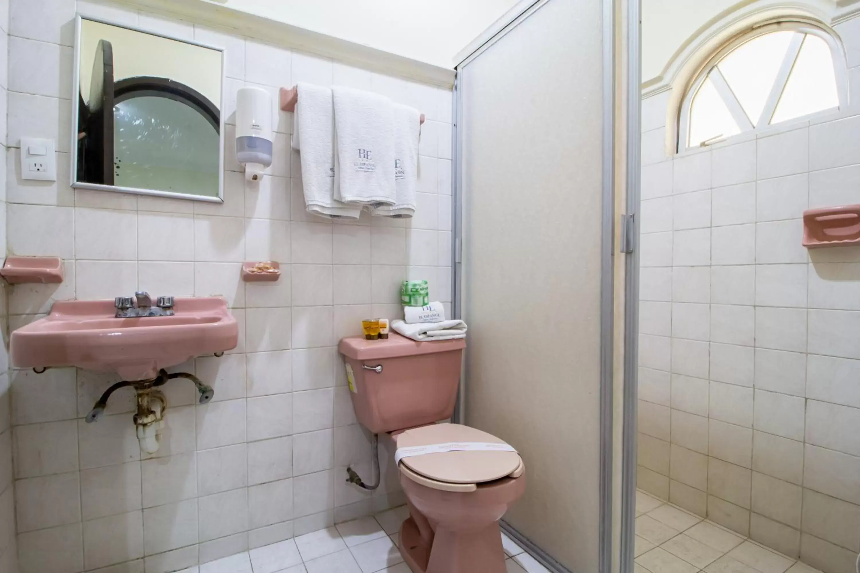 Toilet, Bathroom in Hotel El Español Centro Historico