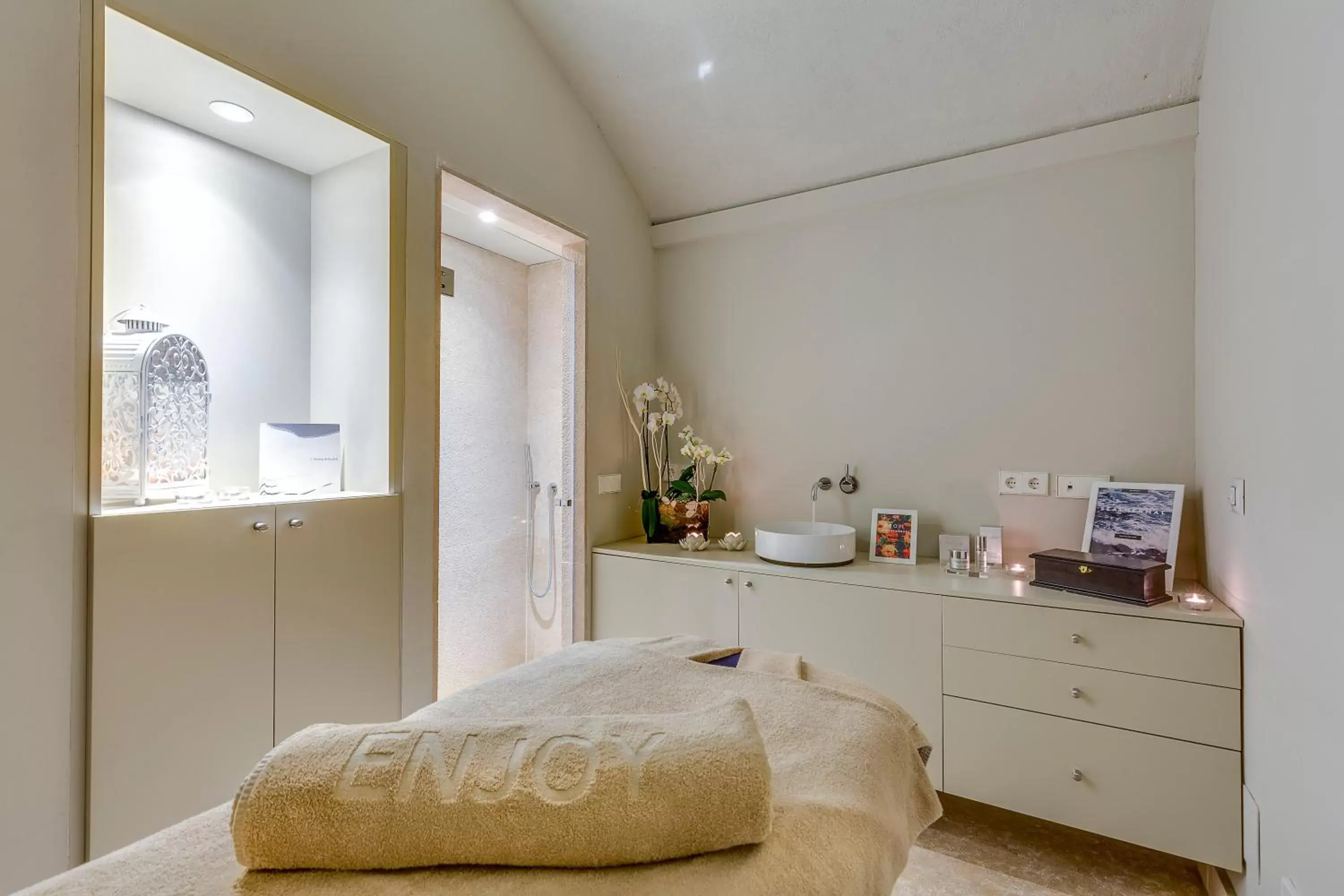 Area and facilities, Bed in Sant Jaume Design Hotel Area and facilities, Bed in Sant Jaume Design Hotel