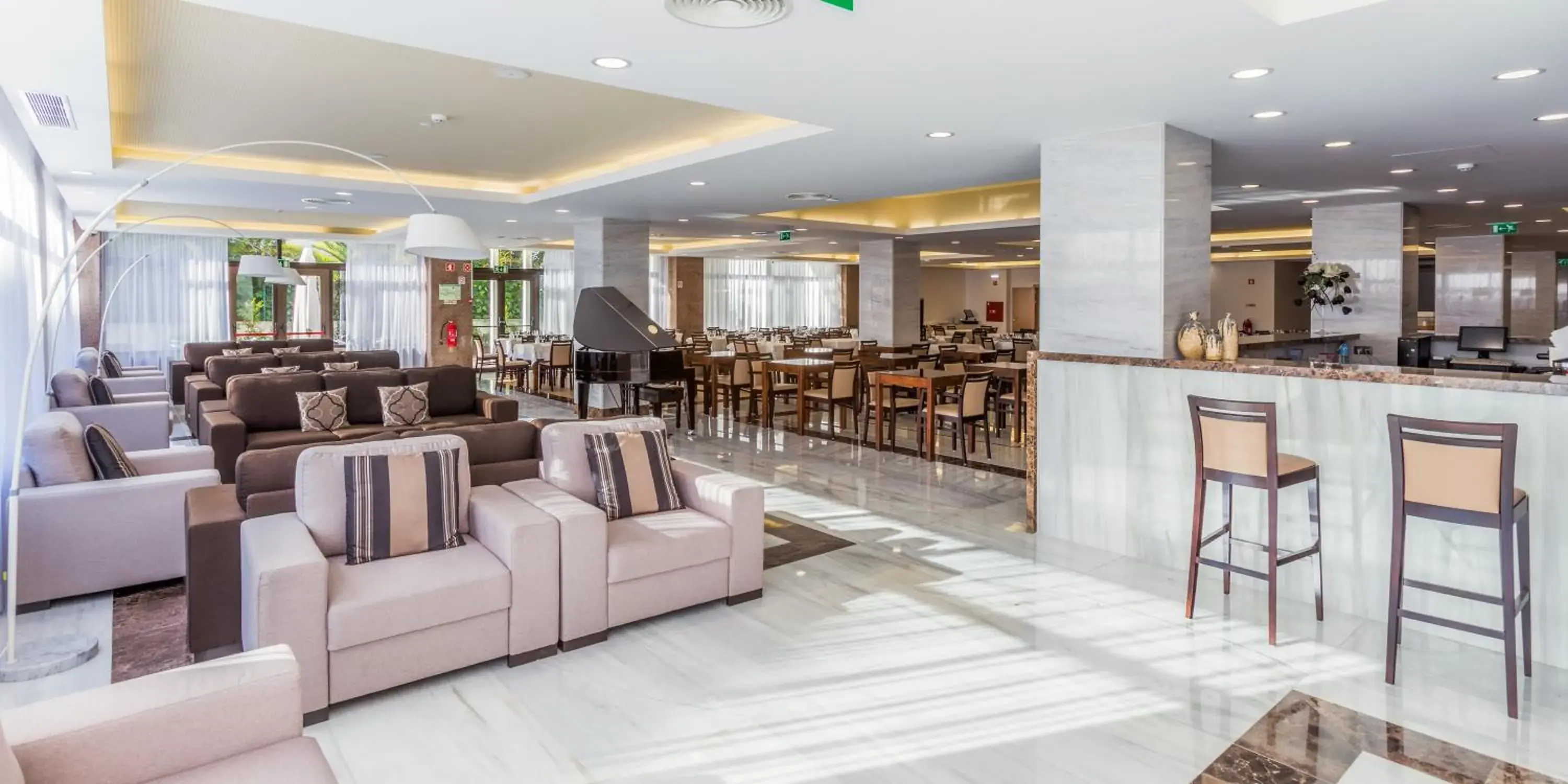 Lounge or bar, Restaurant/Places to Eat in Steyler Fatima Hotel Congress & Spa