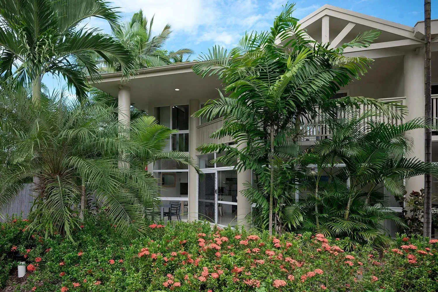 Garden, Property Building in Tropical Nites Holiday Townhouses