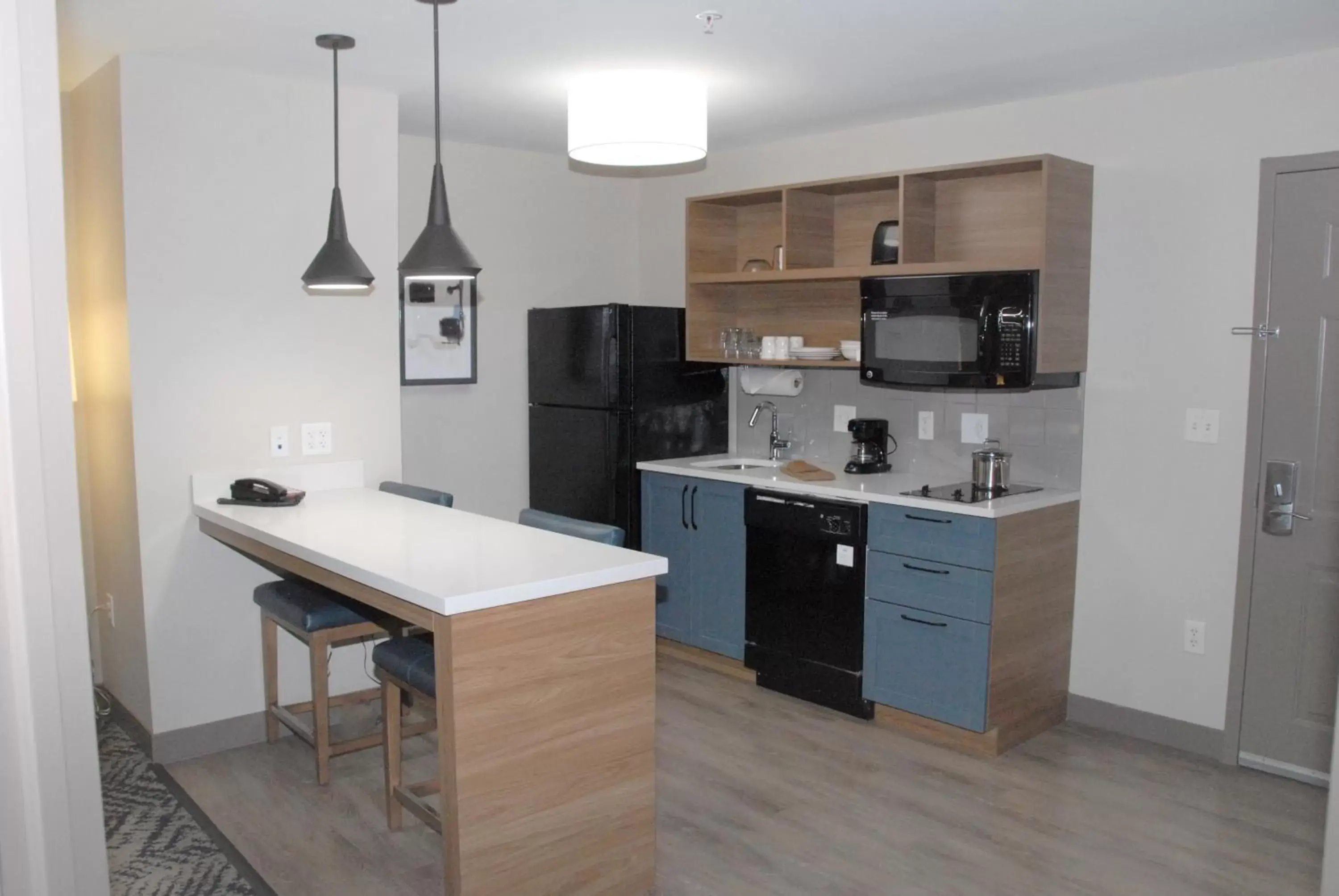 One-Bedroom King Suite - Non-Smoking in Candlewood Suites Tallahassee, an IHG Hotel One-Bedroom King Suite - Non-Smoking in Candlewood Suites Tallahassee, an IHG Hotel