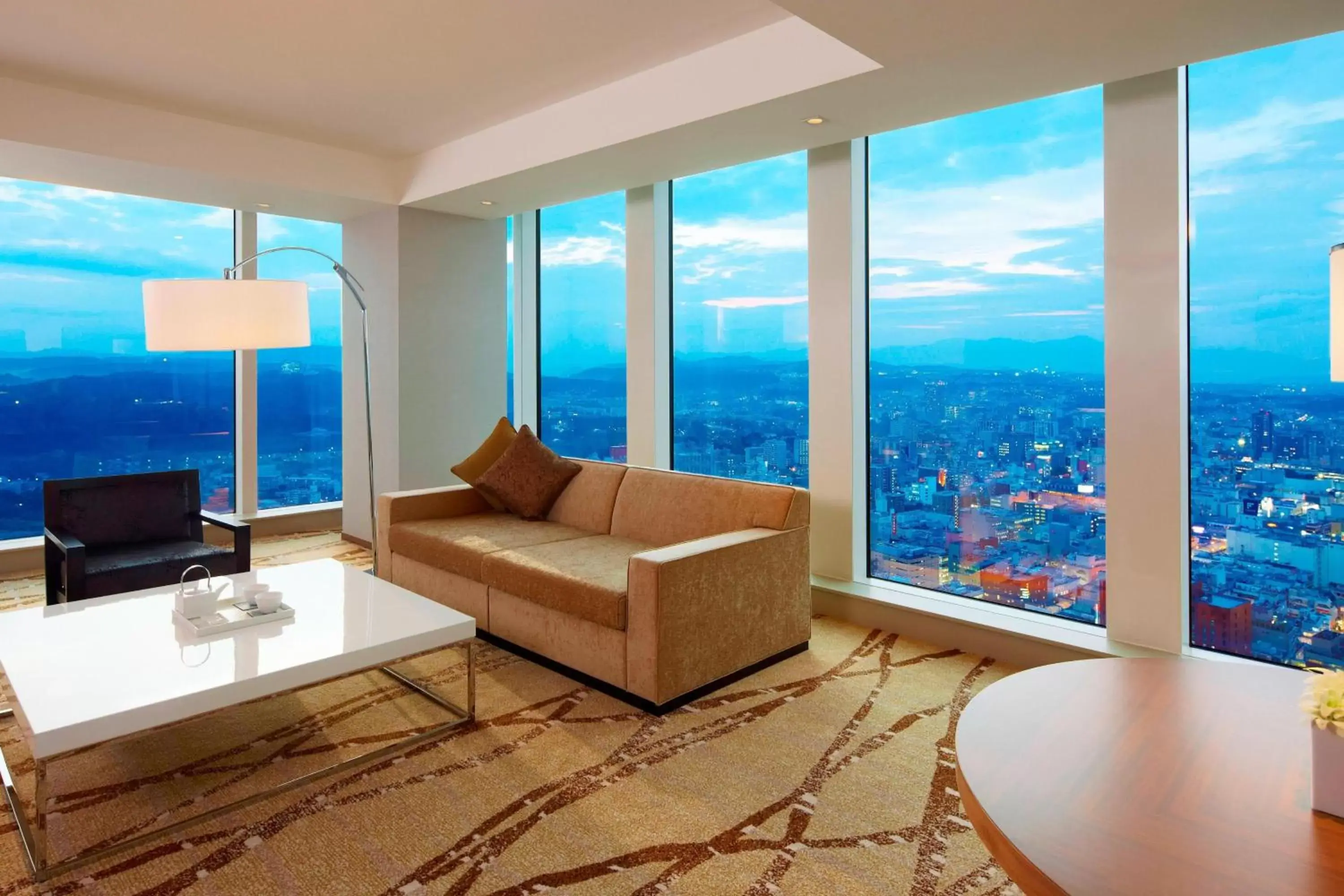 Living room, Mountain View in The Westin Sendai