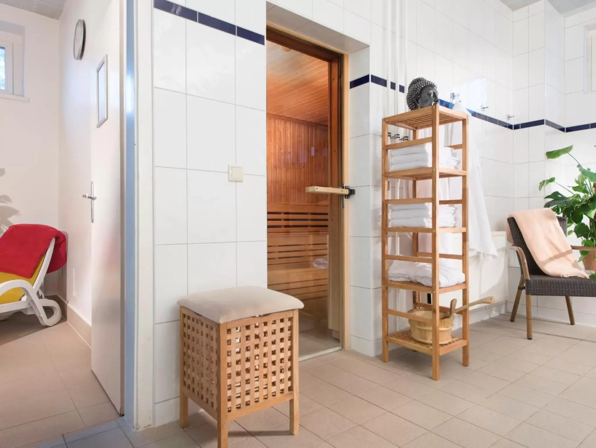 Sauna, Bathroom in AHORN Waldhotel Altenberg