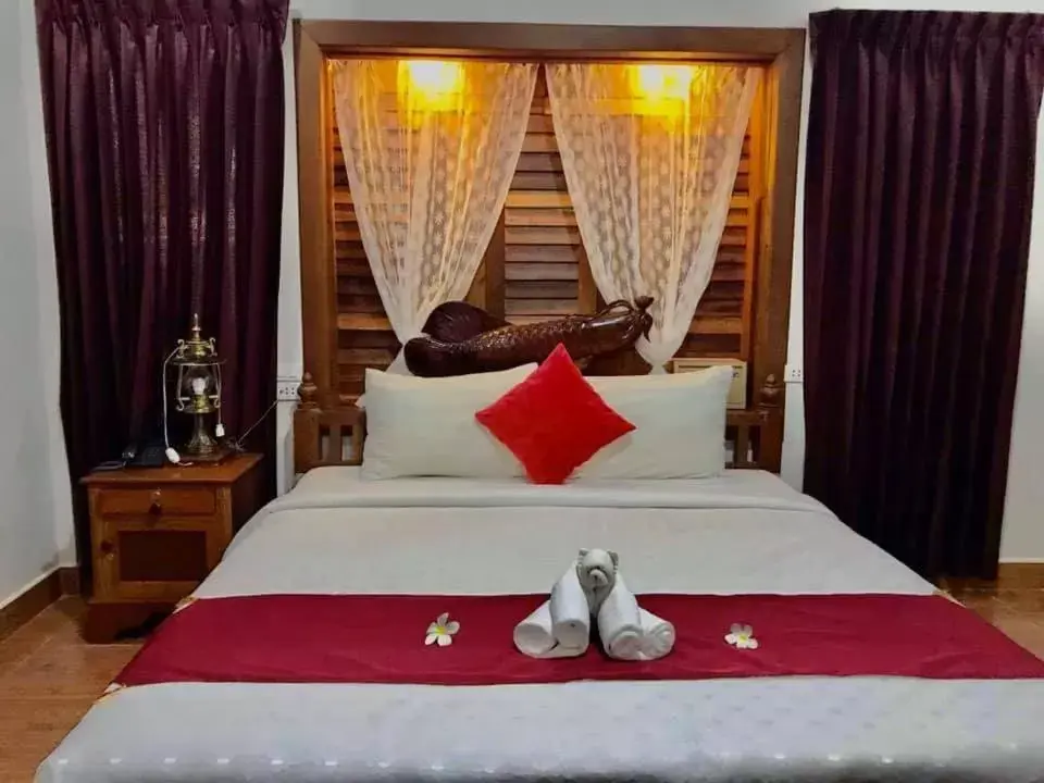 Bed in RaVorn Villa Boutique