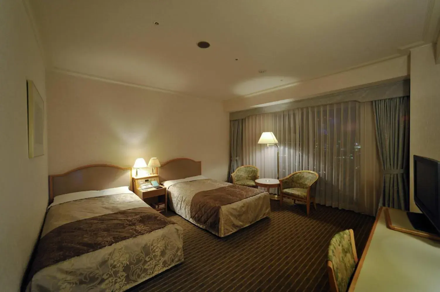 Large Twin Room - single occupancy - Non-Smoking in Hotel Springs Makuhari Large Twin Room - single occupancy - Non-Smoking in Hotel Springs Makuhari