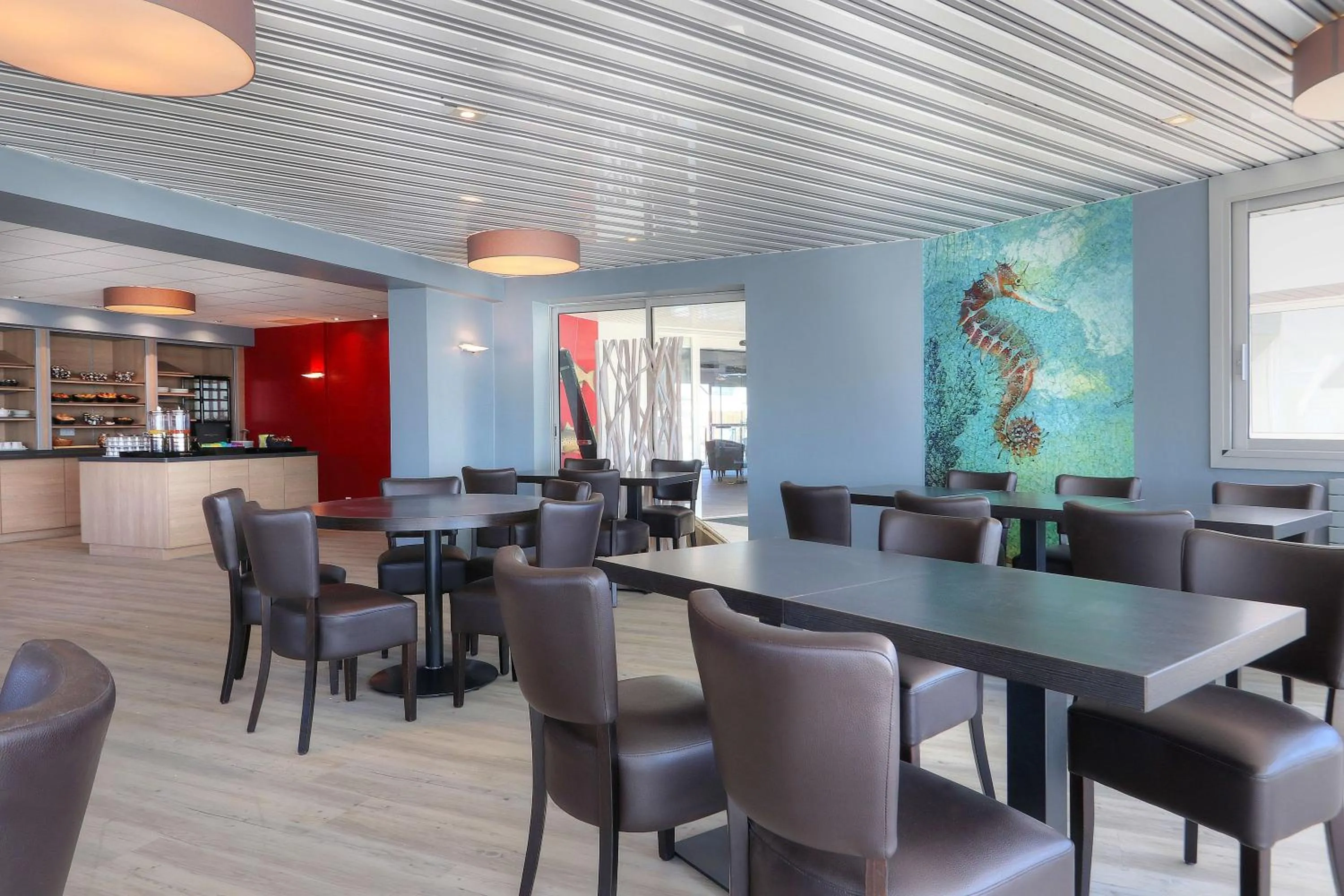 Breakfast in Best Western Hôtel Le Bellevue Quiberon