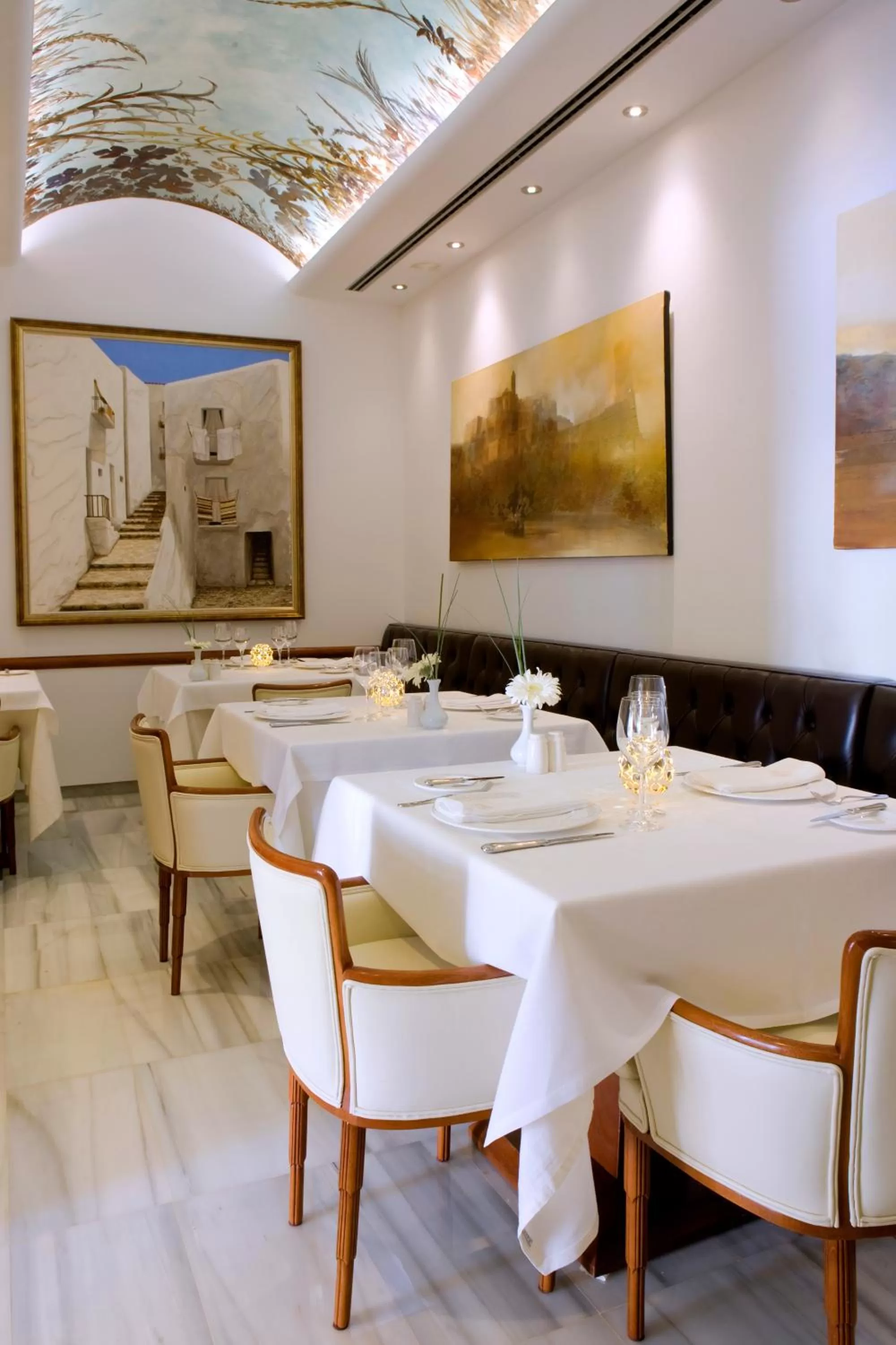 Restaurant/places to eat in Mirador de Dalt Vila-Relais & Chateaux