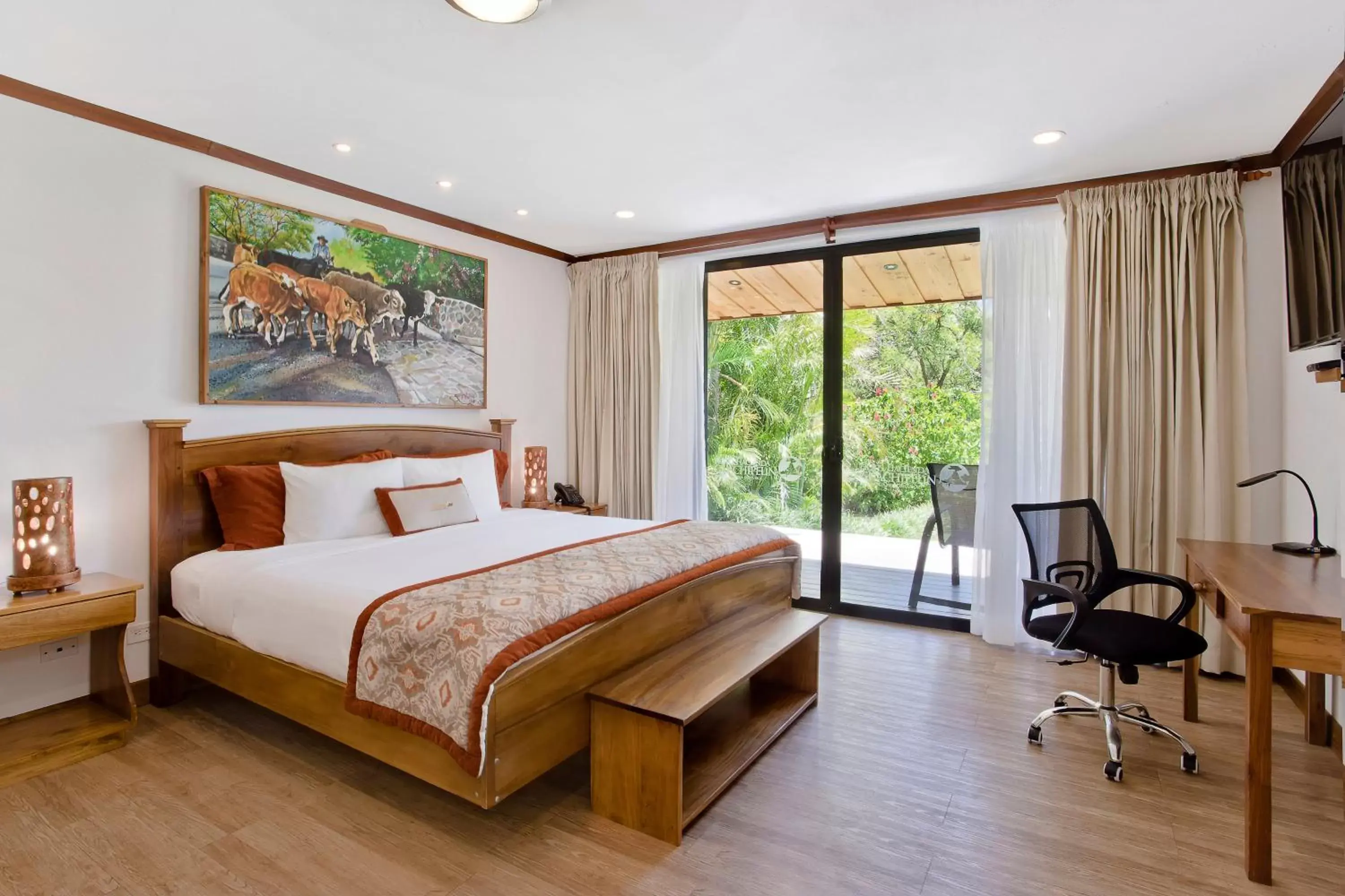 room service in Hacienda Guachipelin Volcano Ranch Hotel & Hot Springs