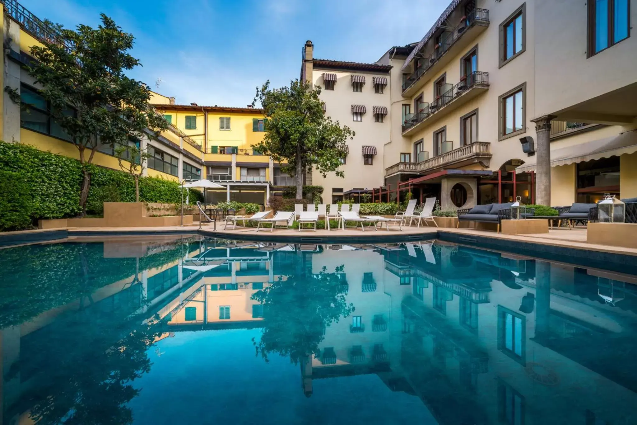 Swimming Pool in Hotel Croce Di Malta