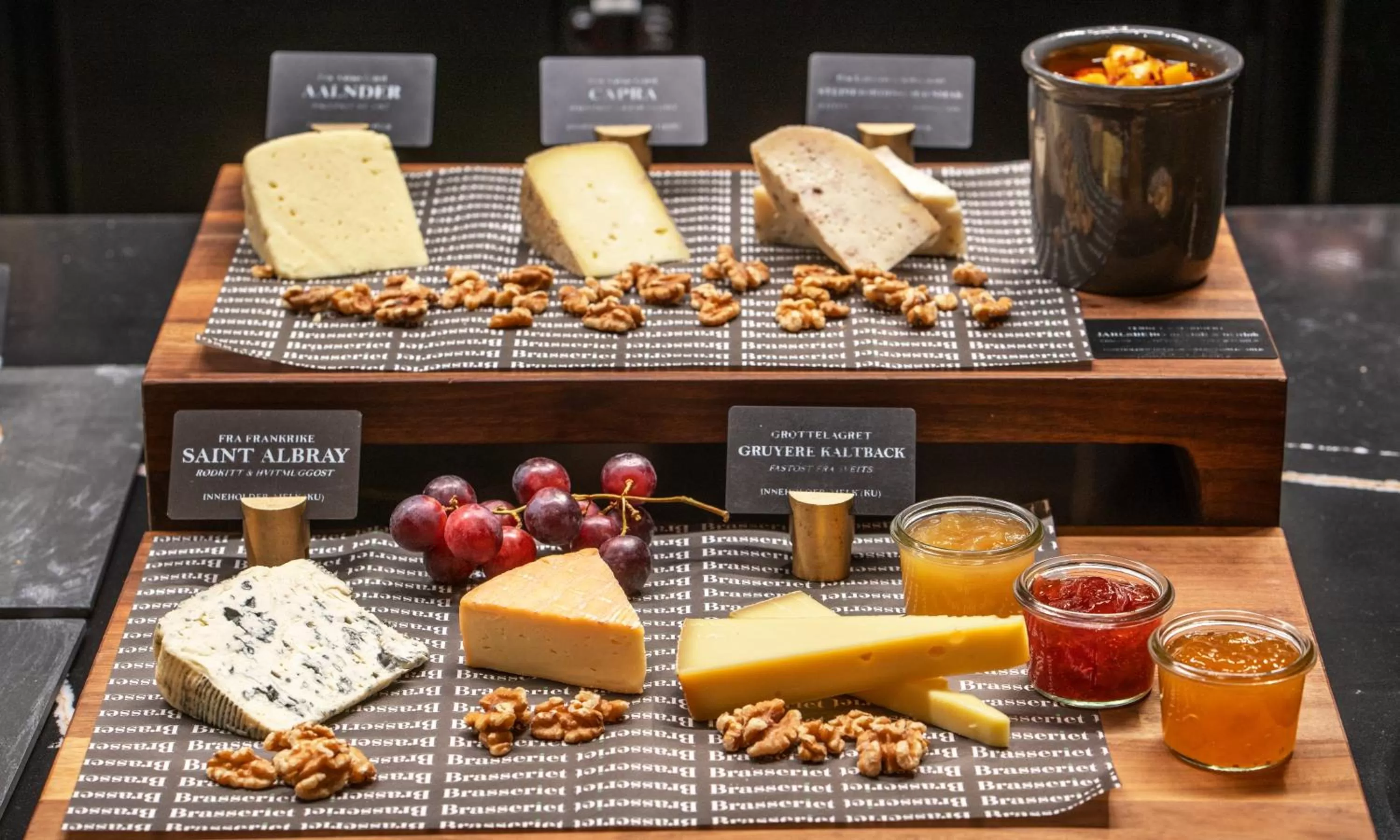 Coffee/tea facilities in Thon Hotel Svolvær