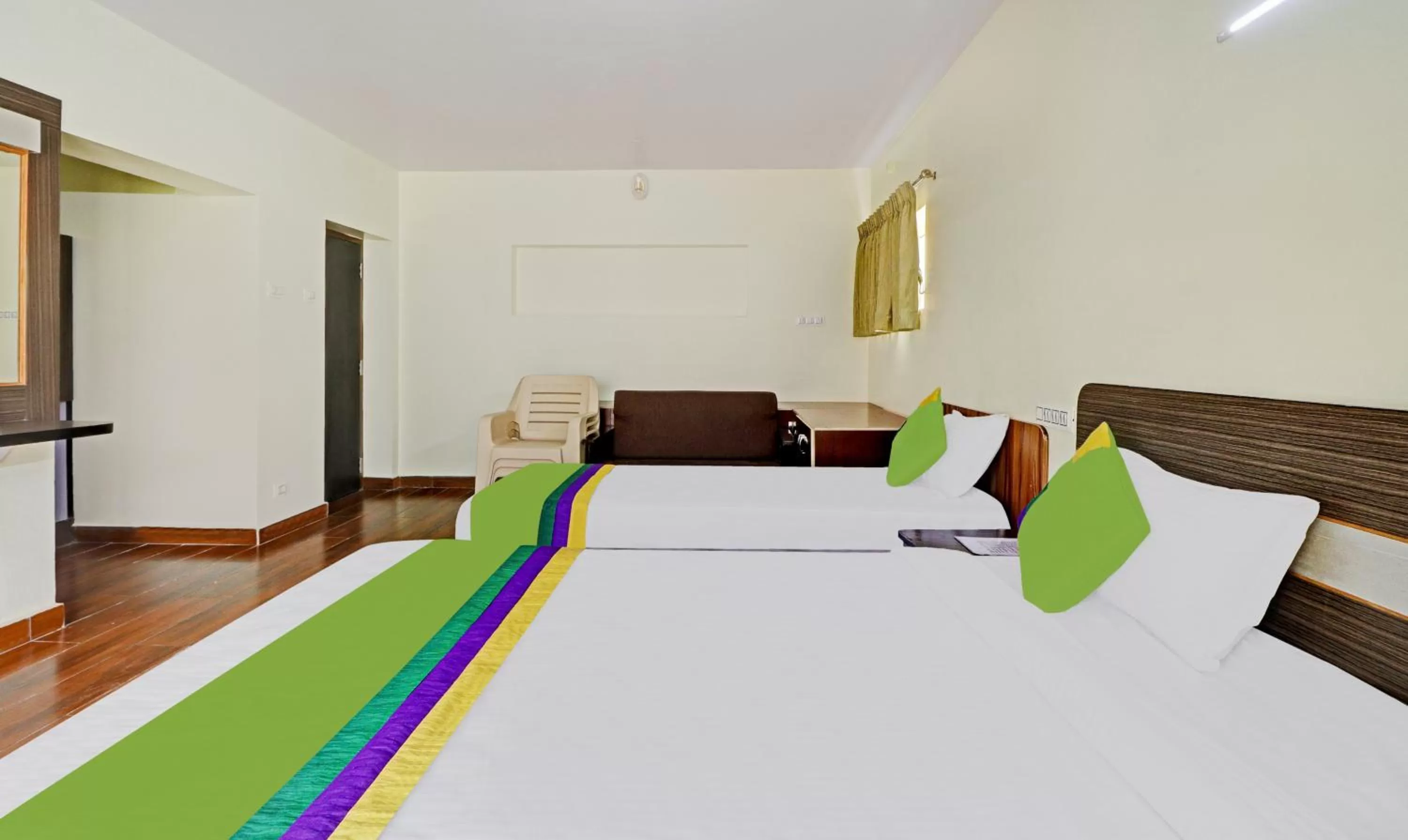 Bedroom, Bed in Treebo Aall Season