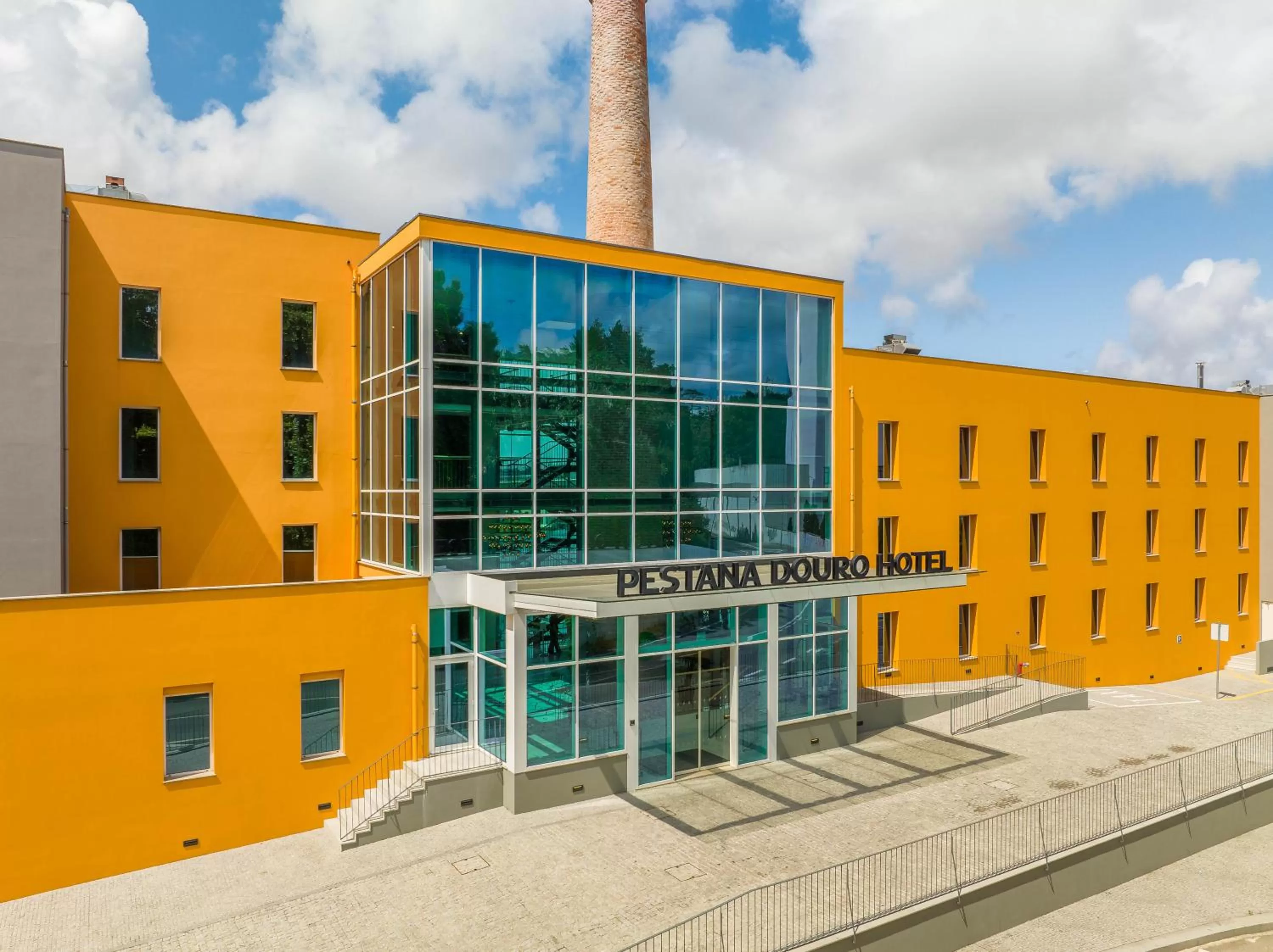 Property building in Pestana Douro Riverside - Preferred Hotels & Resorts, Lifestyle