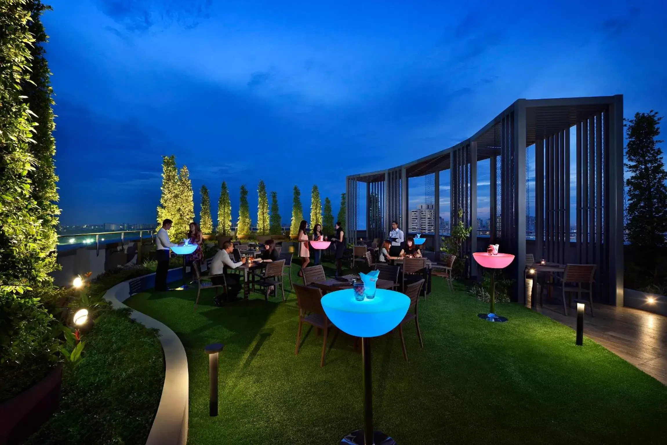 Lounge or bar, Spa/Wellness in Genting Hotel Jurong