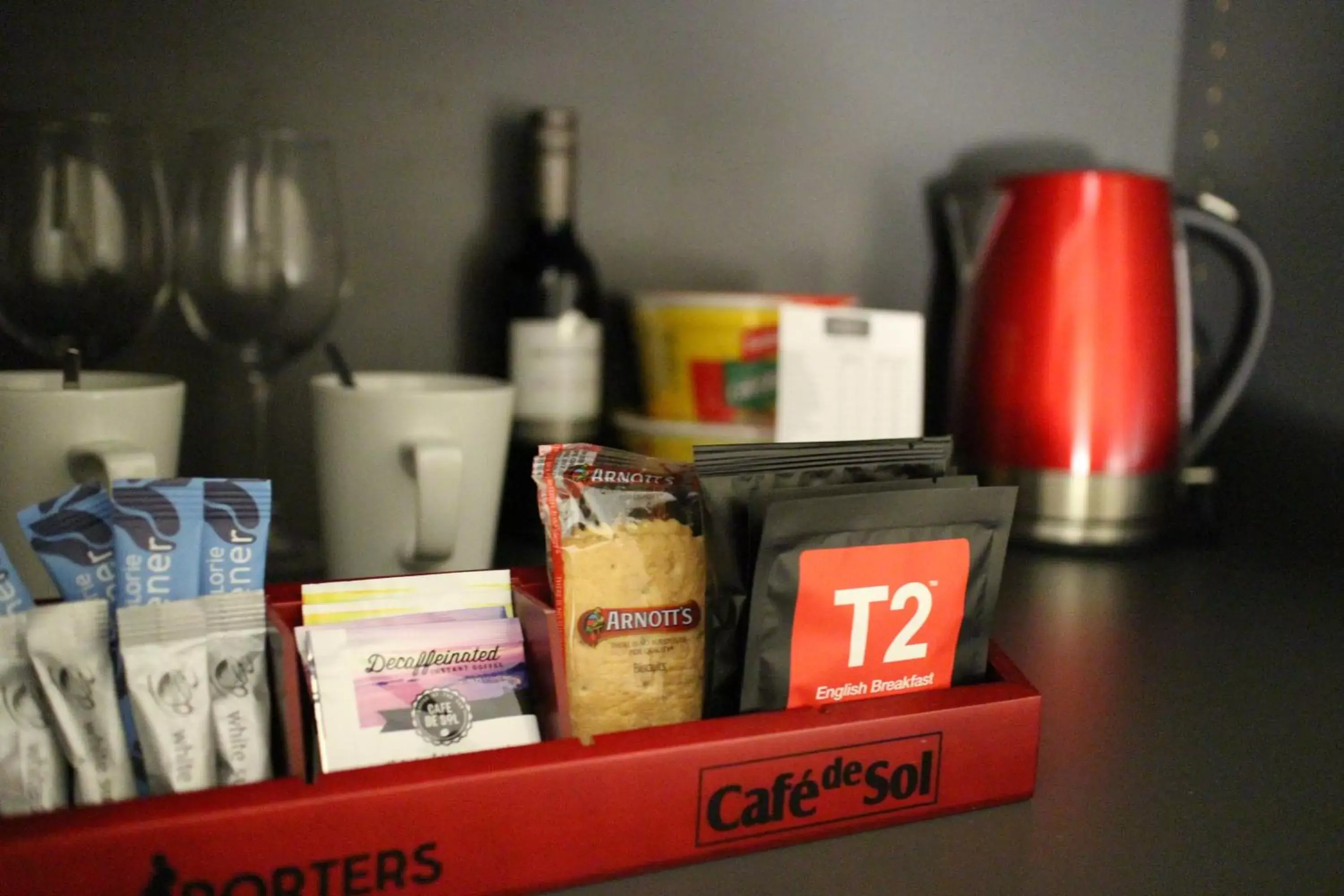 Coffee/tea facilities in Kirketon Hotel Sydney