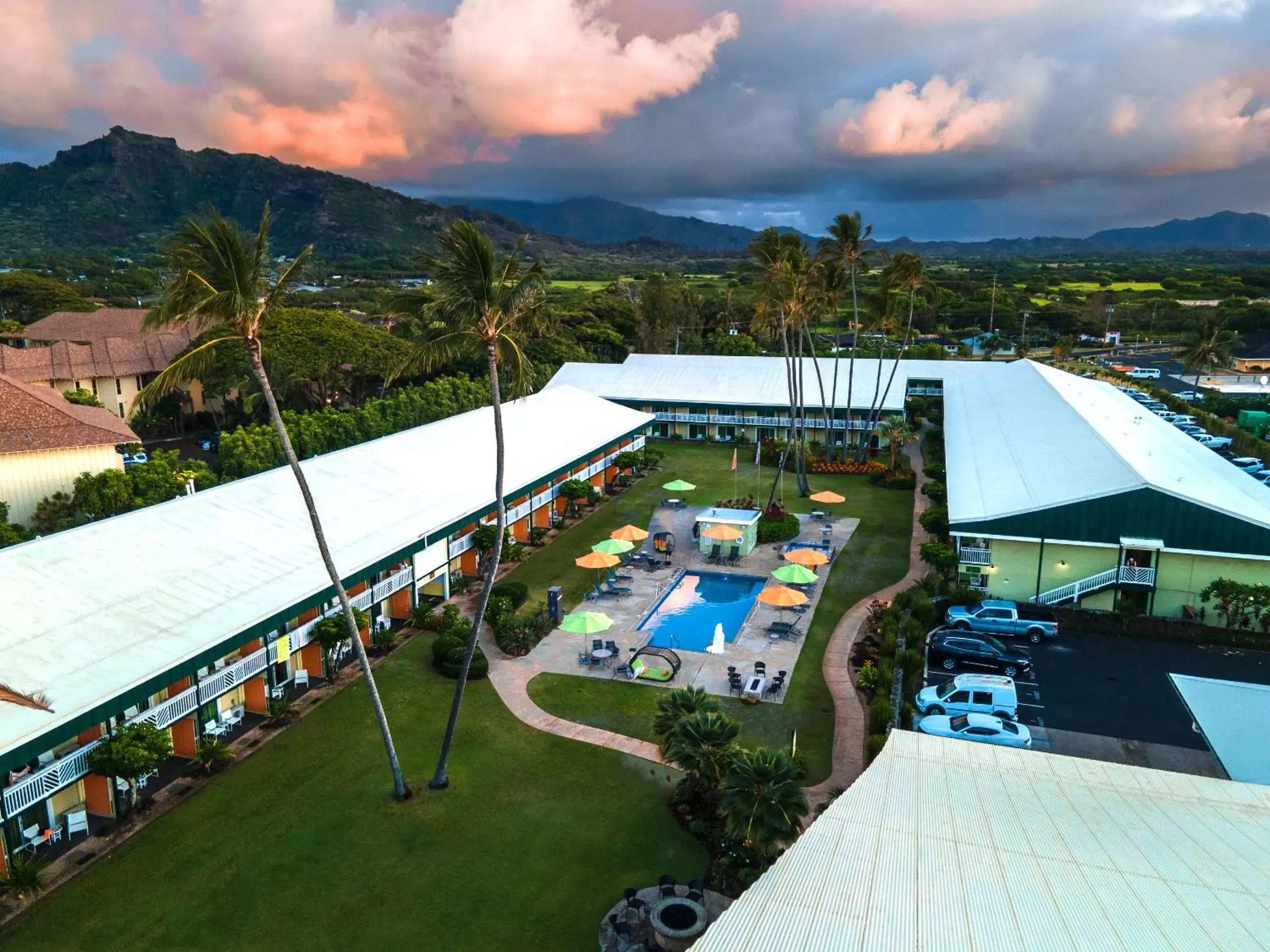 Property building, Pool View in Kauai Shores Hotel