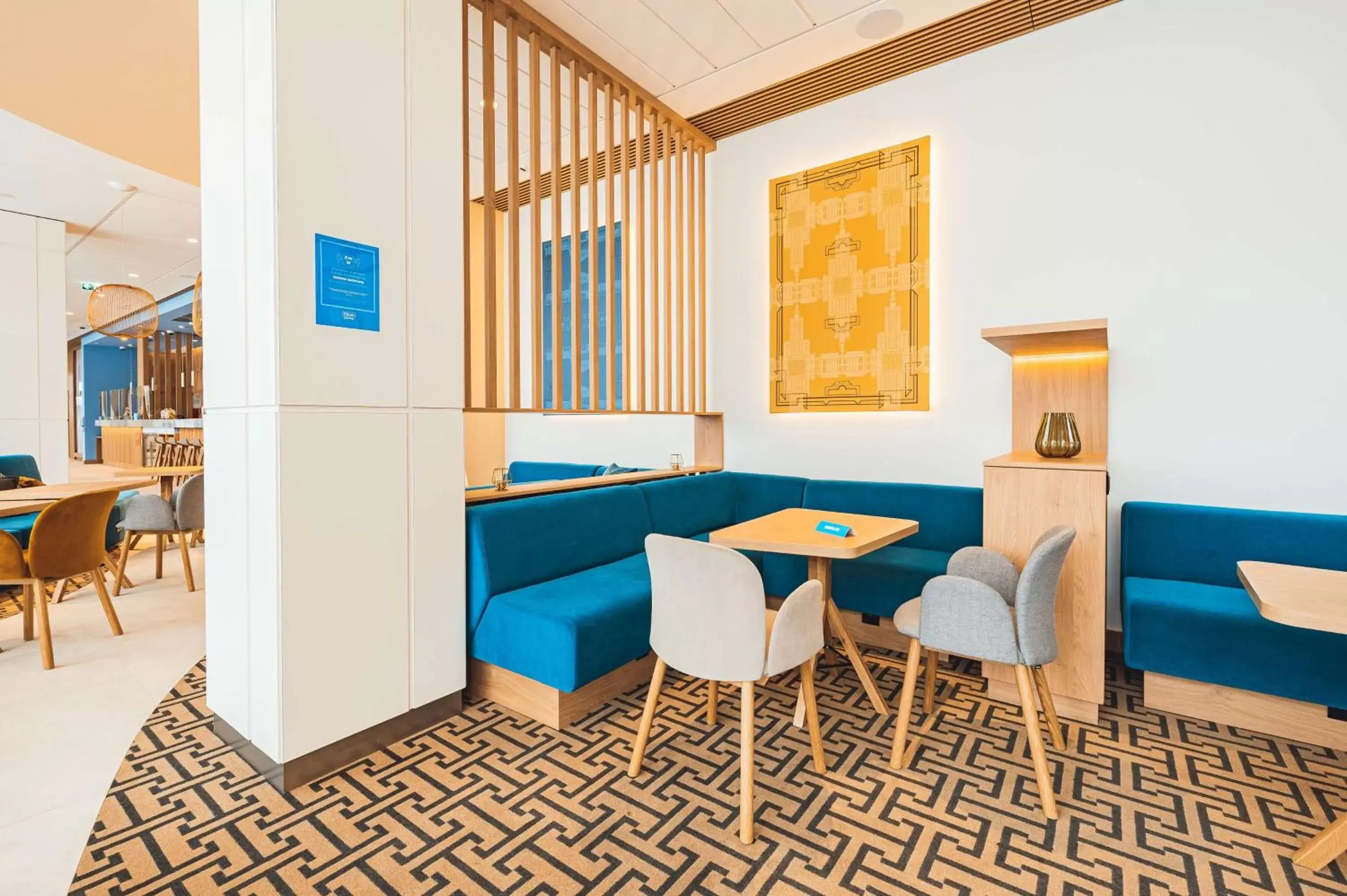 Dining area in Hampton By Hilton Warsaw Reduta