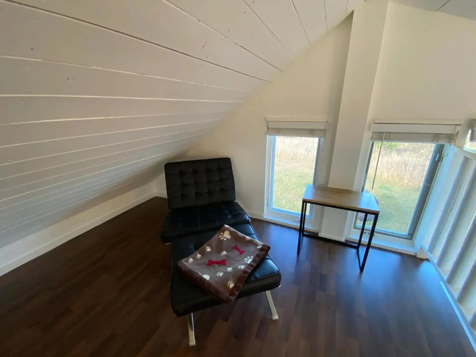 Seating Area in Woodhouse Cottages And Ranch