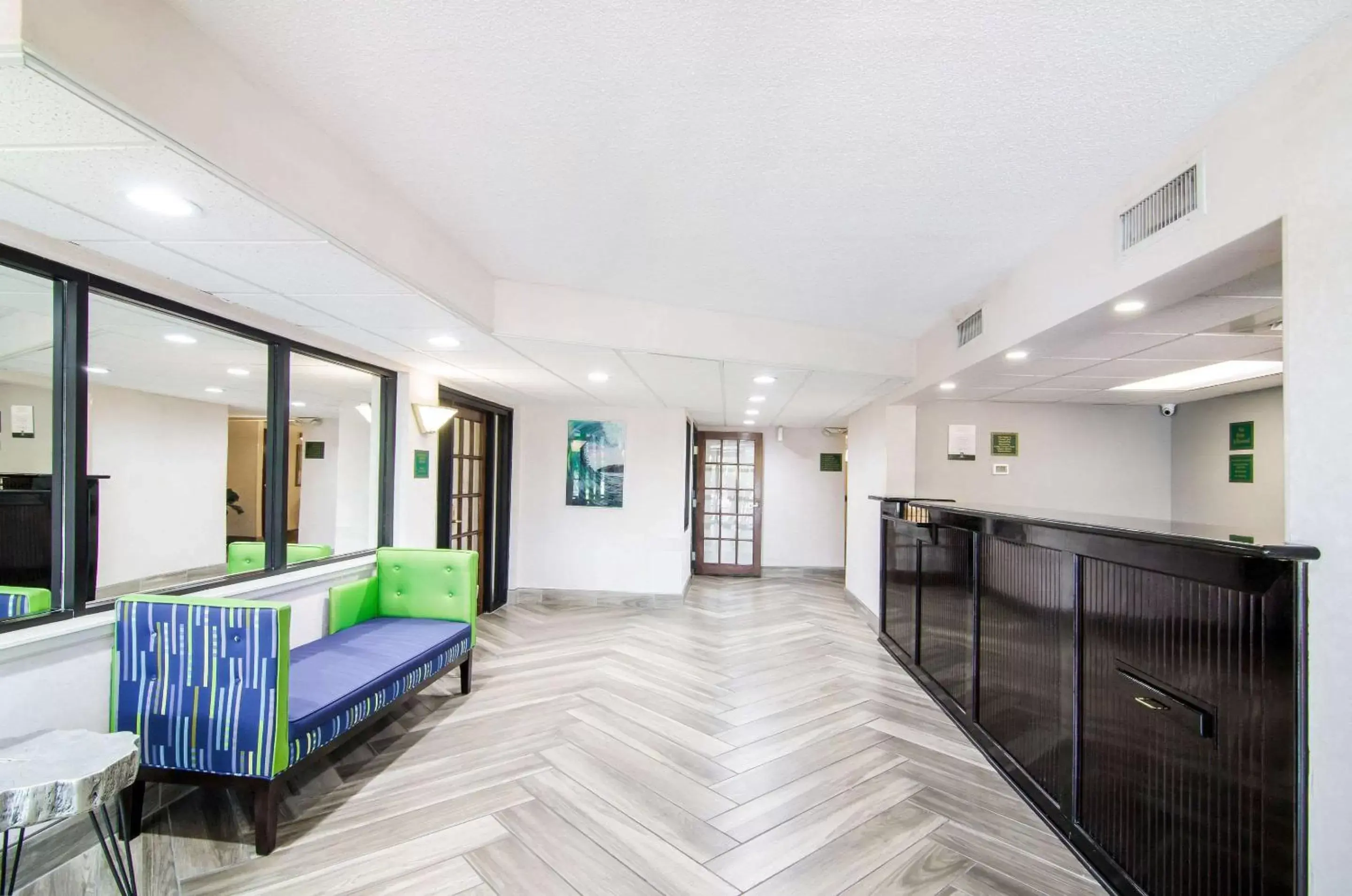 Lobby or reception in Quality Inn near University of Mobile Lobby or reception in Quality Inn near University of Mobile