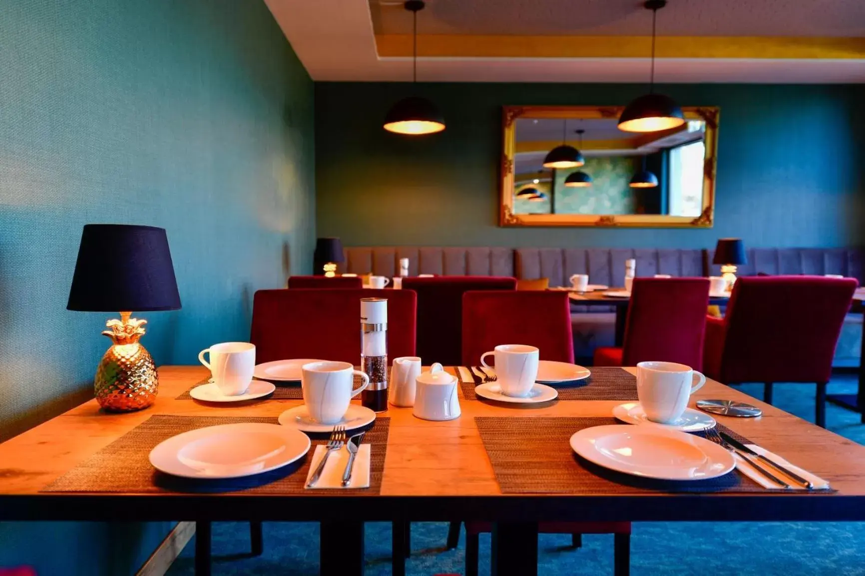 Restaurant/Places to Eat in Best Western Plus Parkhotel & Spa Cottbus