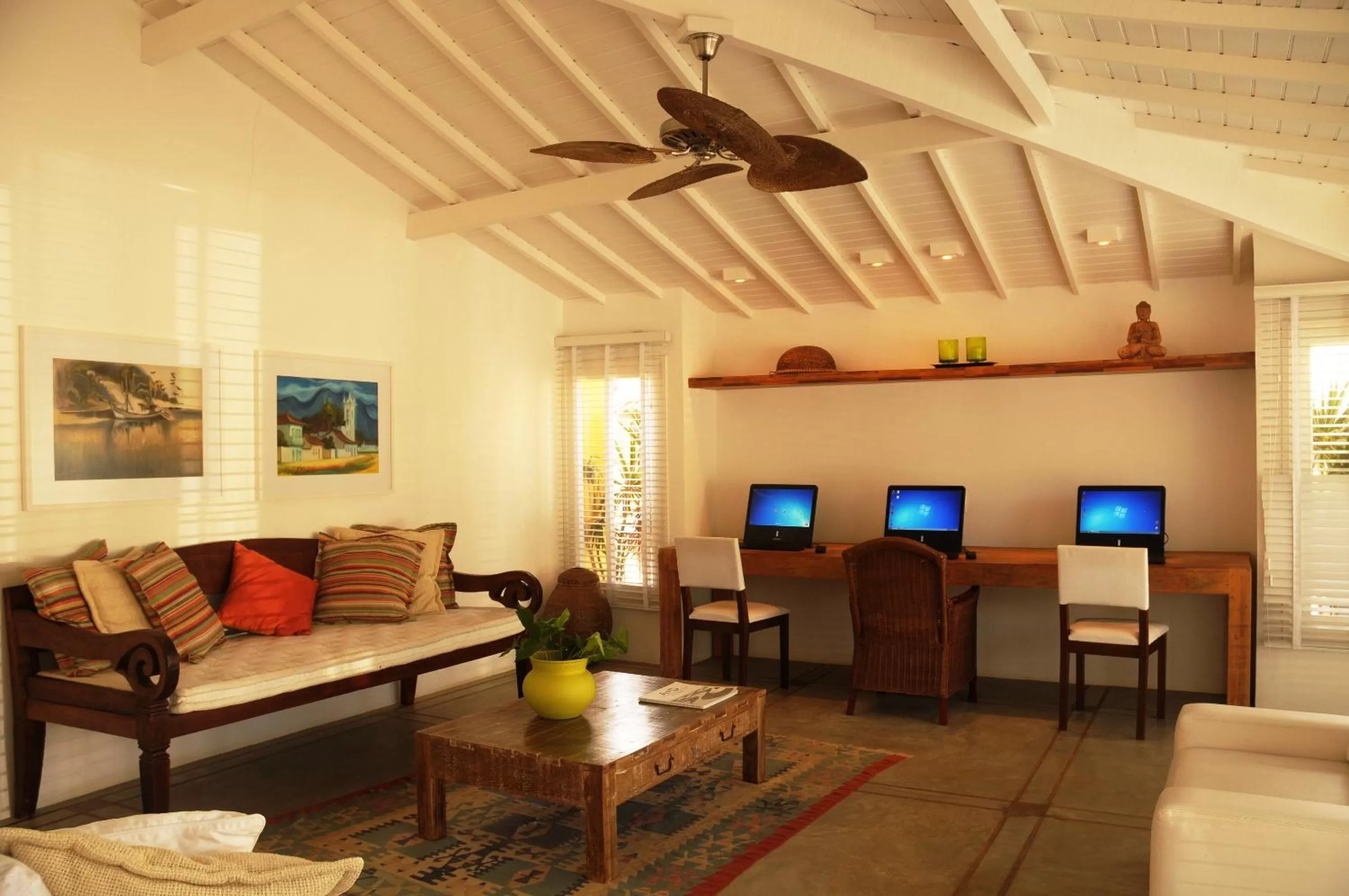 Seating area in La Chimère Buzios Essence