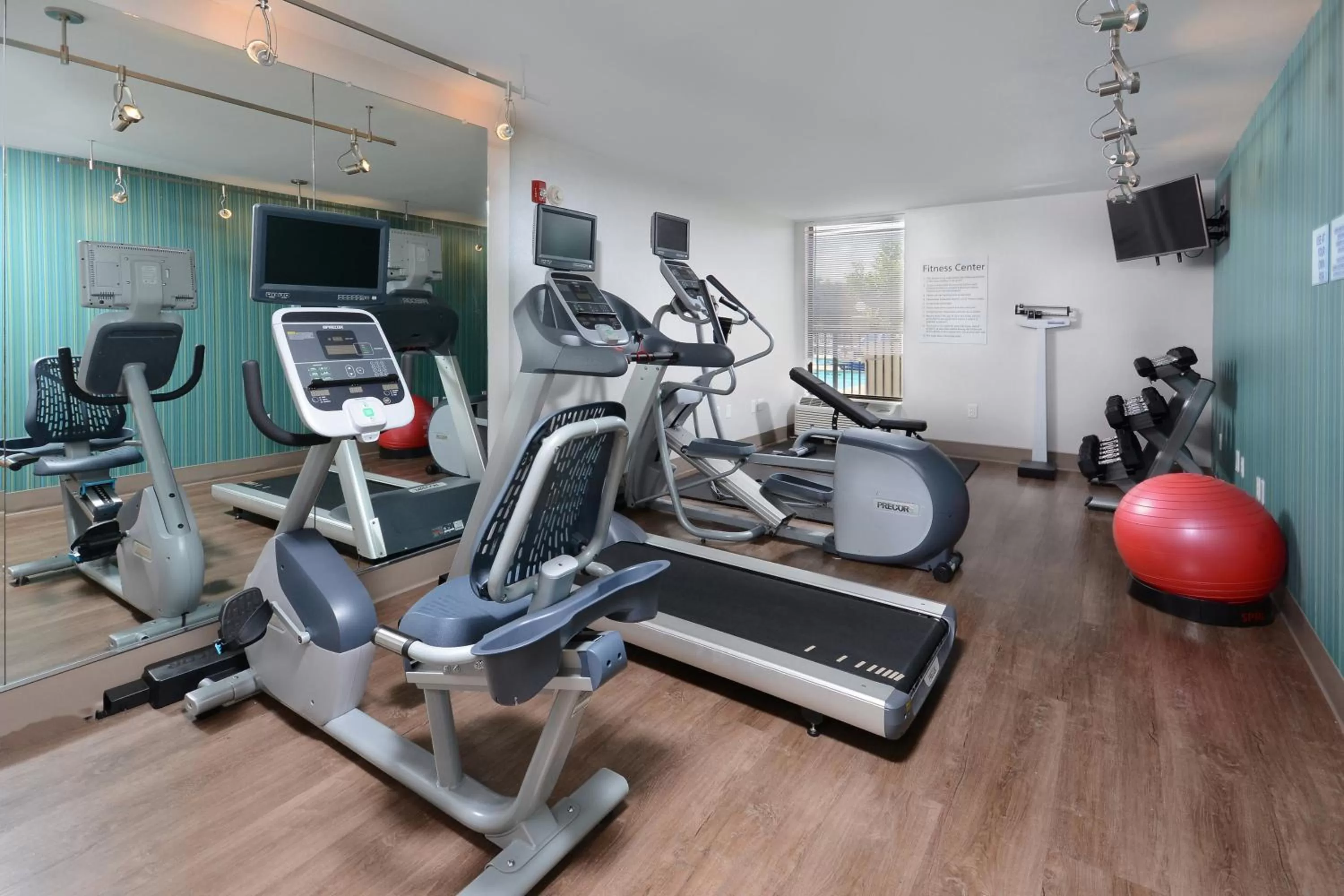 Fitness centre/facilities in Holiday Inn Express Danville by IHG