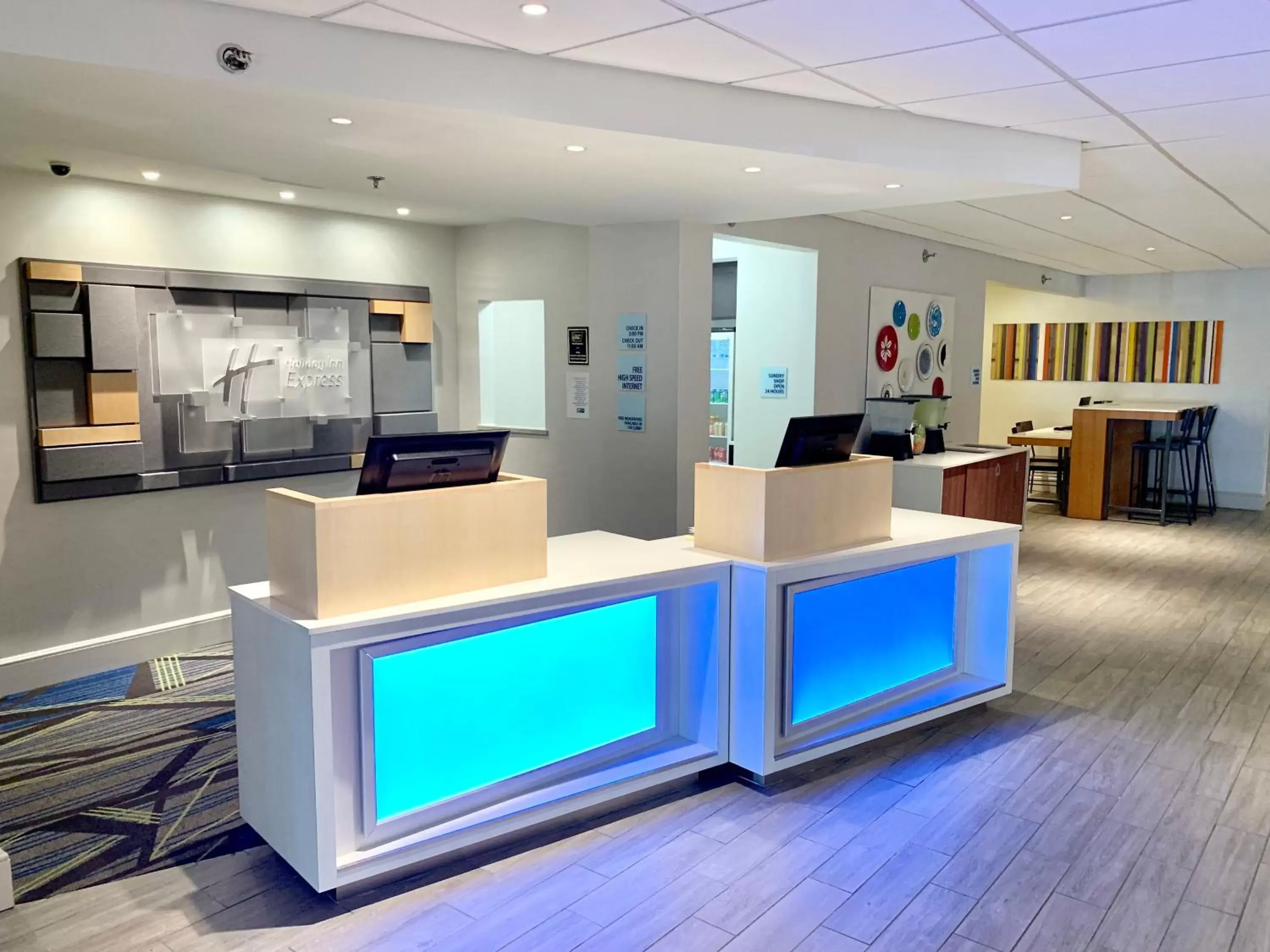 Property building, Lobby/Reception in Holiday Inn Express Tallahassee, an IHG Hotel