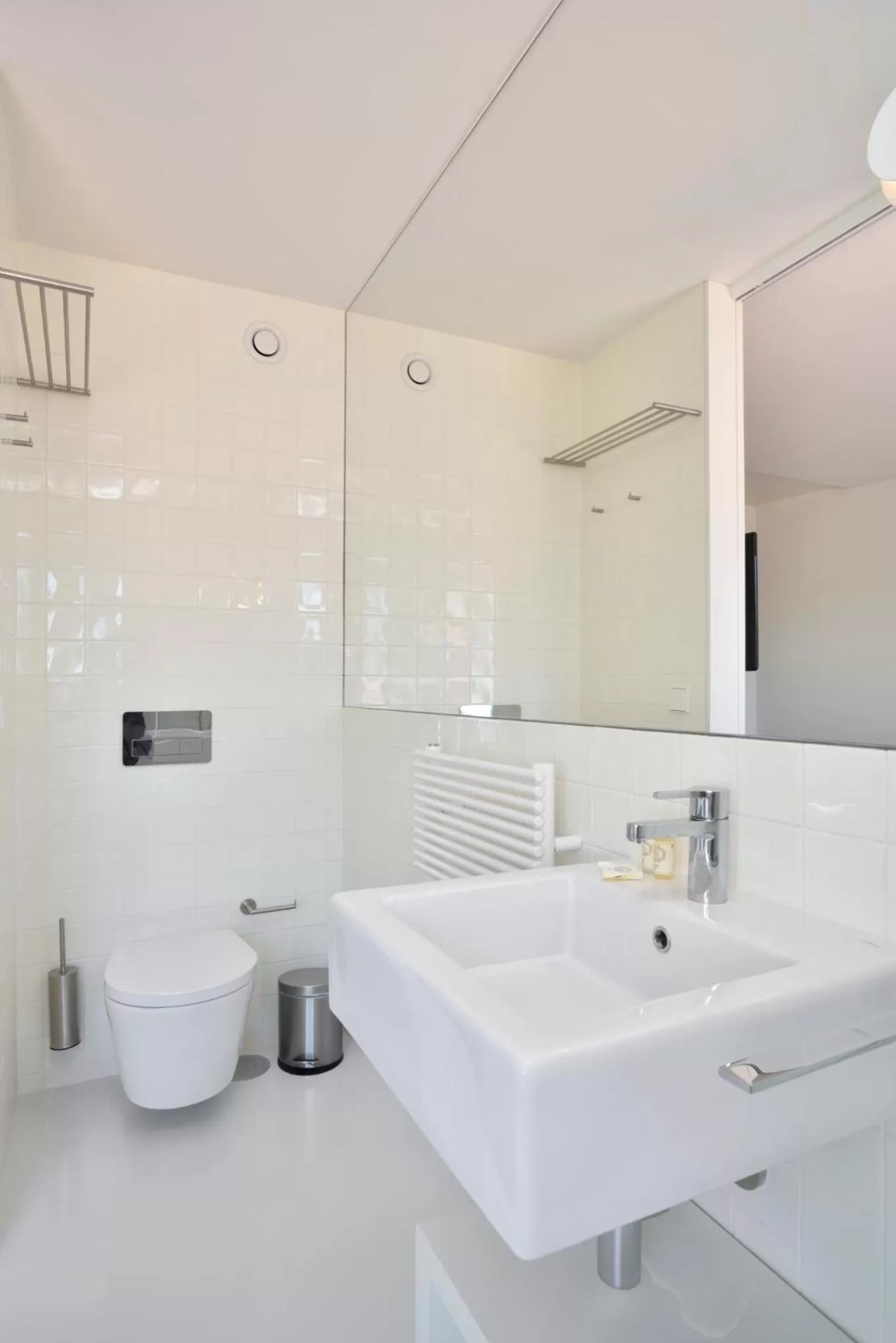 Bathroom in House of Artists