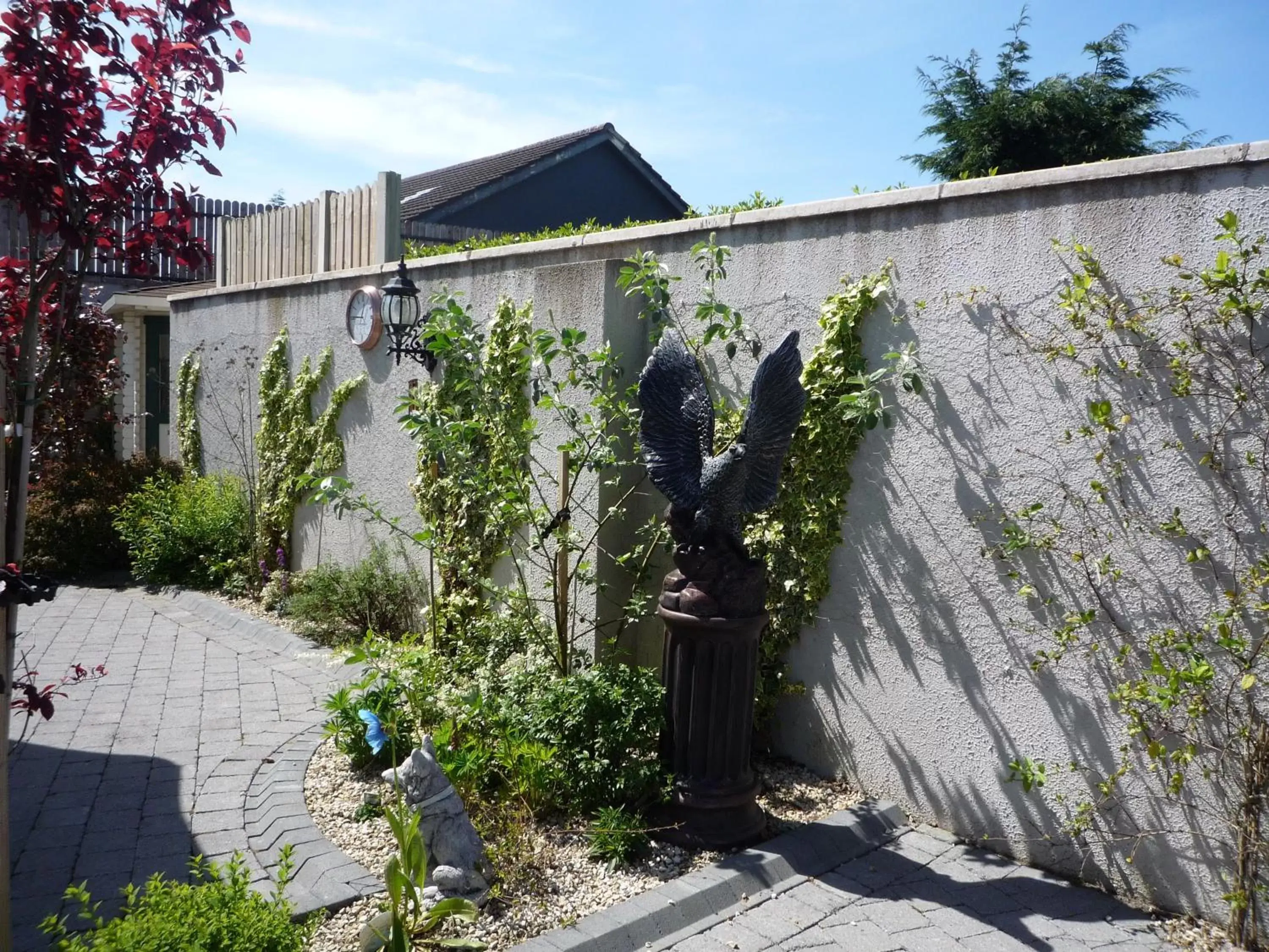 Garden, Property Building in Avlon House Bed and Breakfast