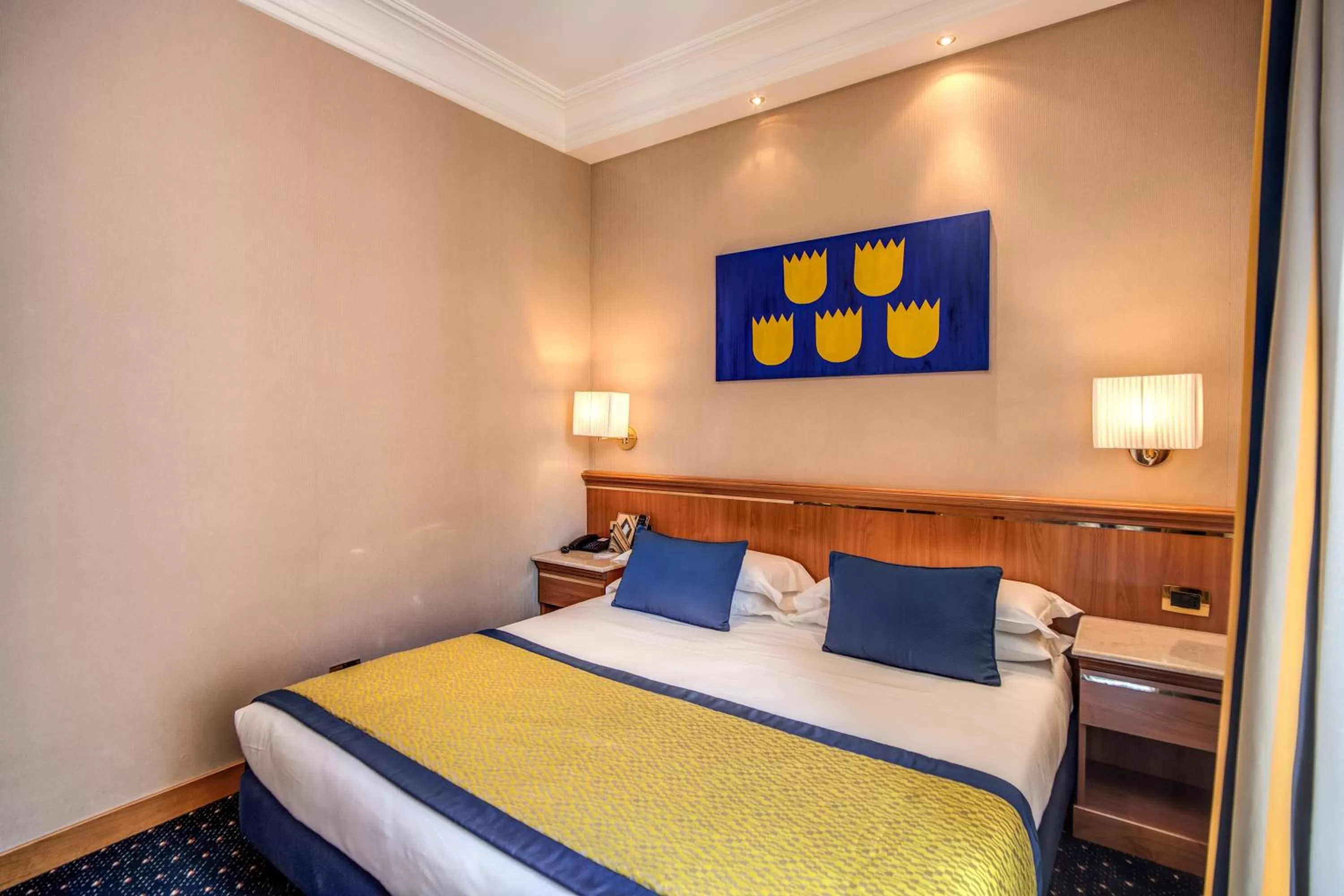 Bed in Hotel Diocleziano