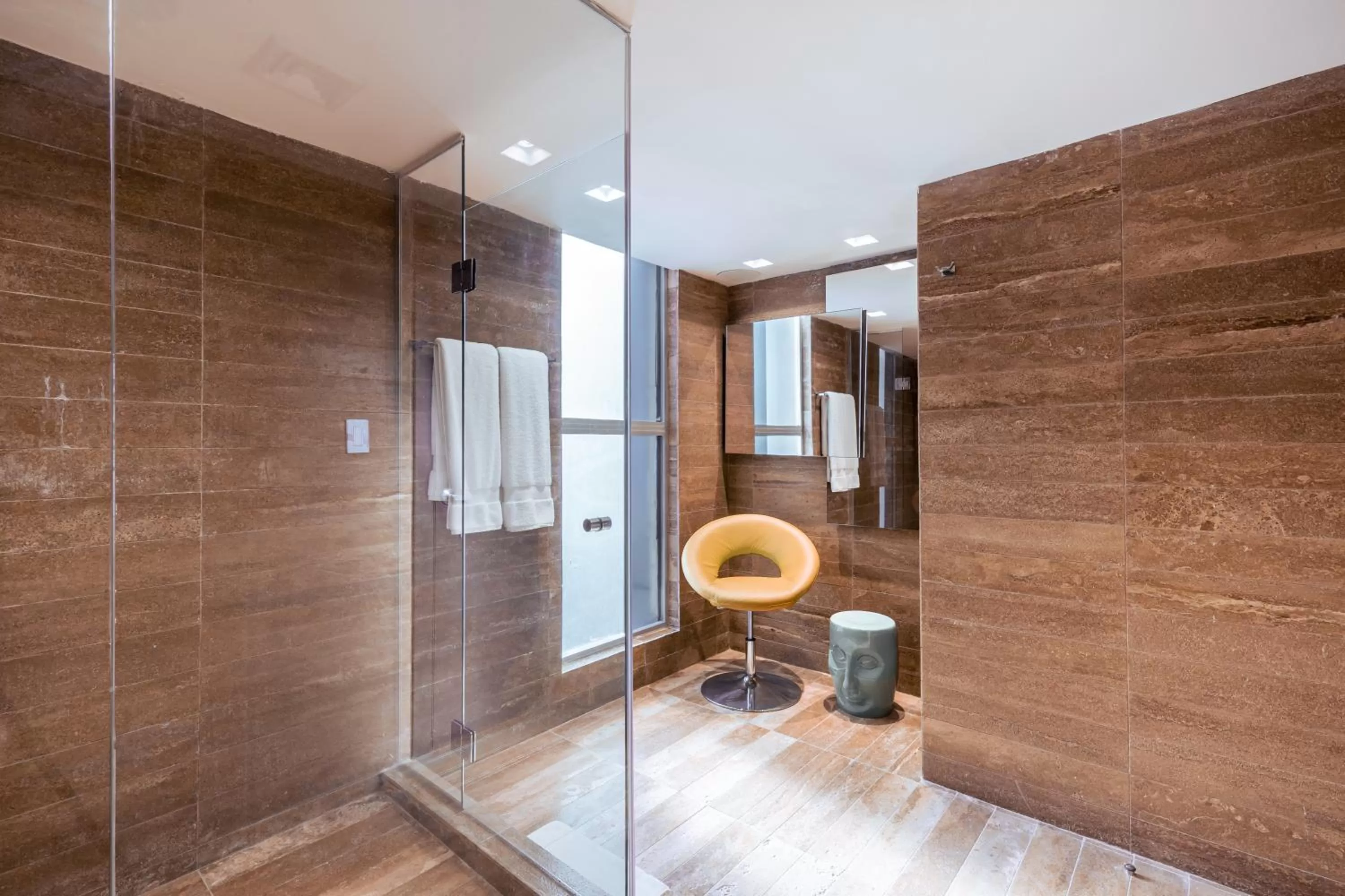 Bathroom in Exe Oriental Panamá