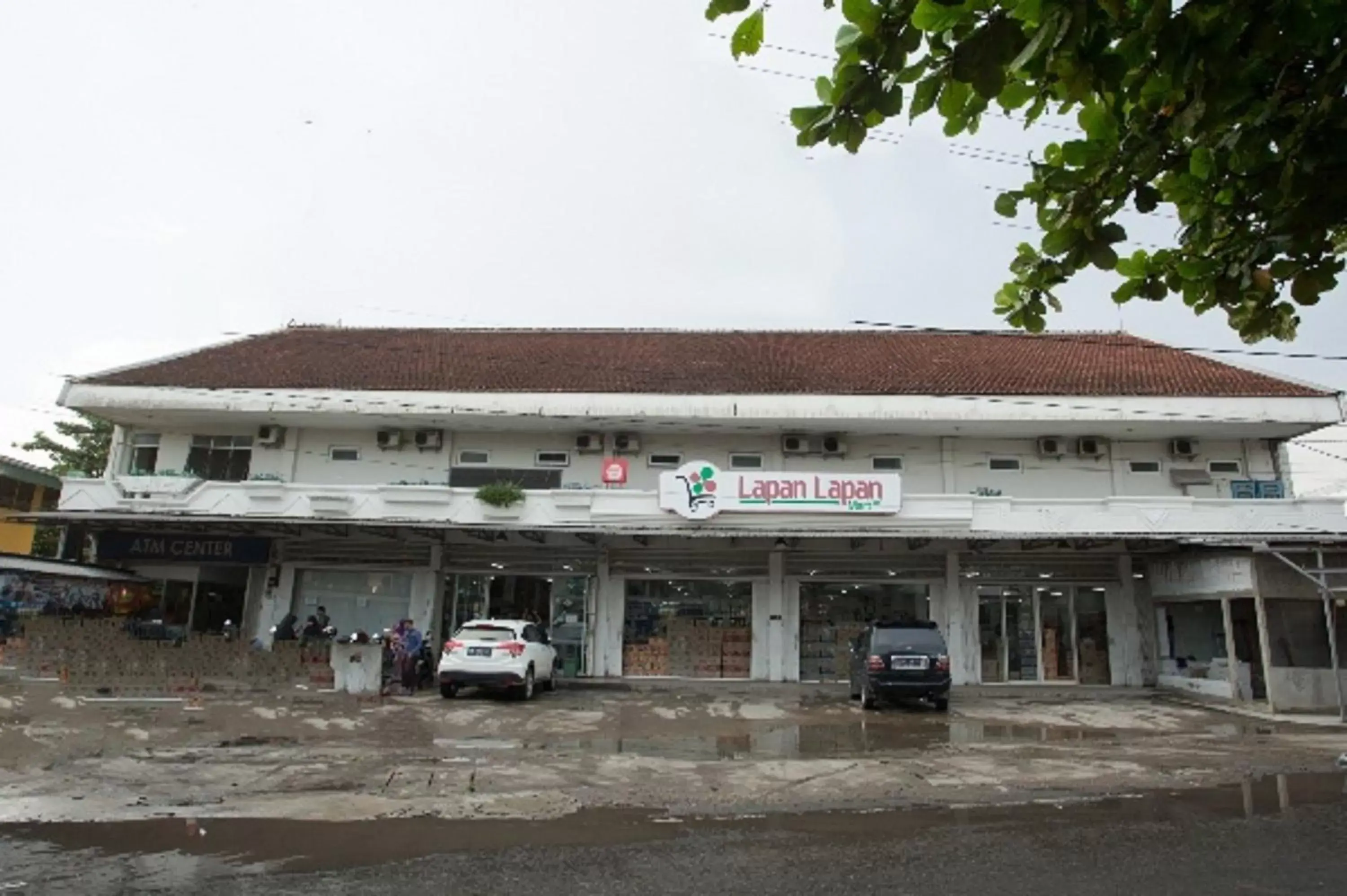 Property building in Hotel O Lapan Lapan Property building in Hotel O Lapan Lapan