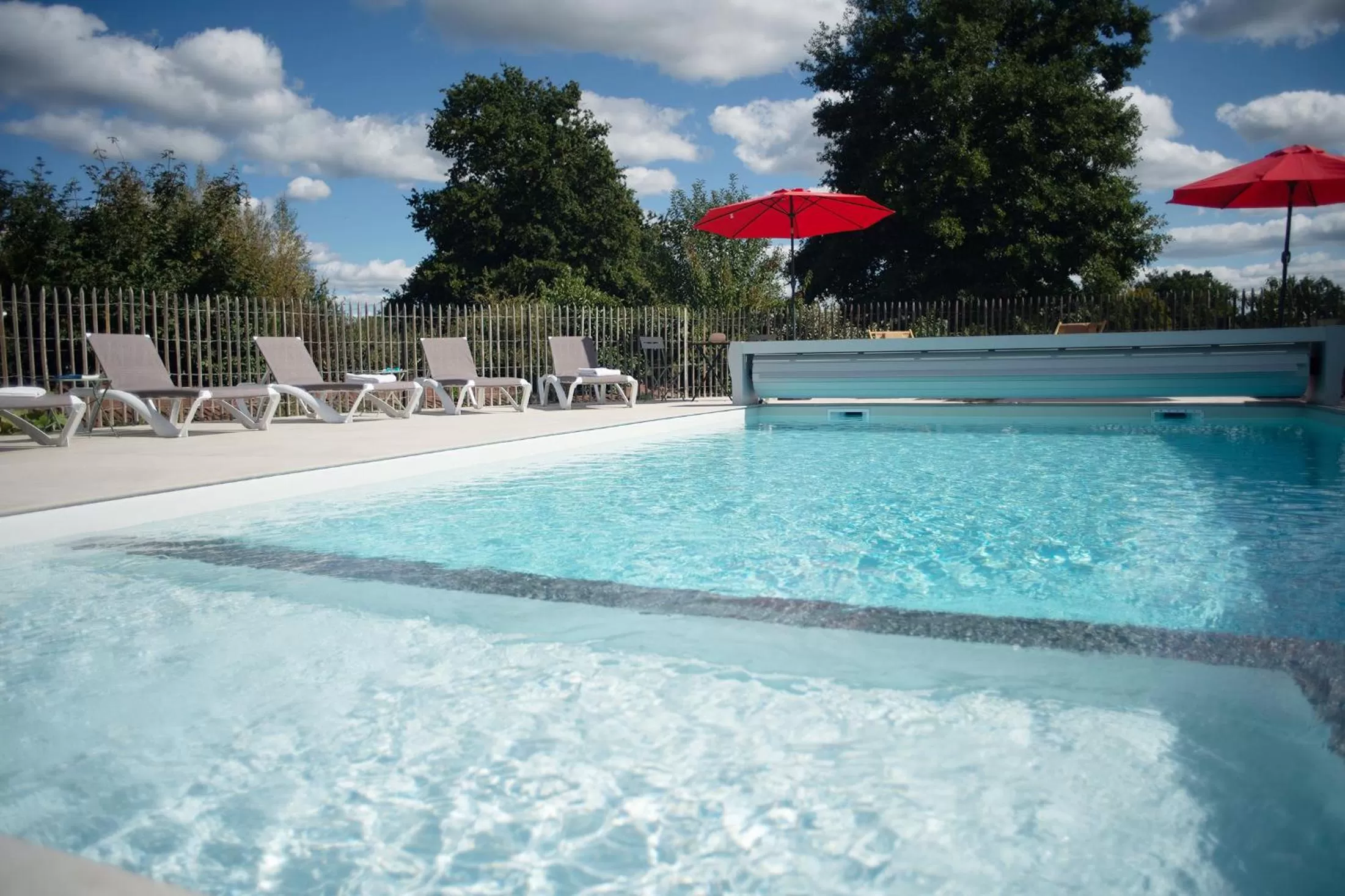 Swimming pool in Le jardin des 4 saisons