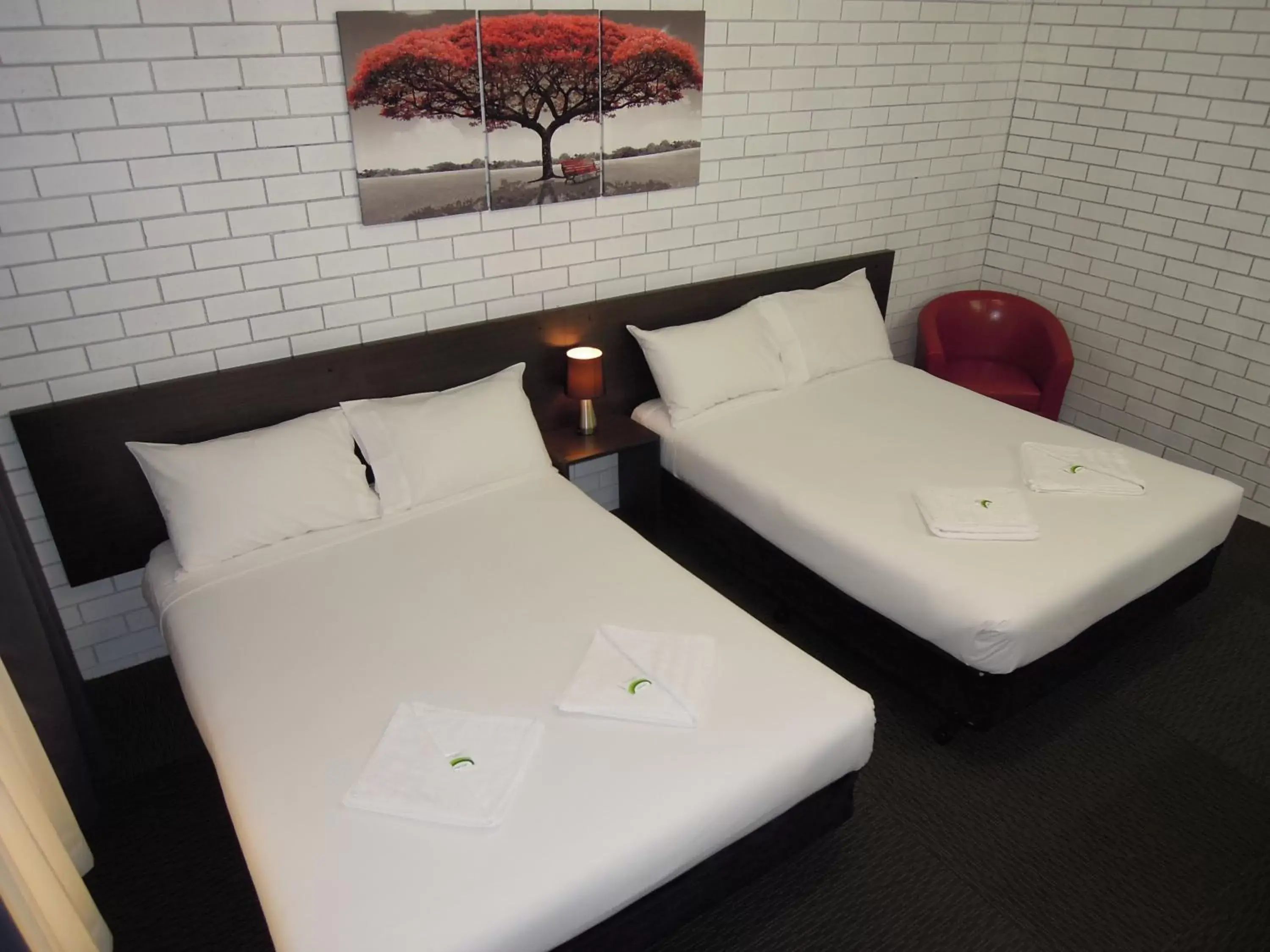 Bed in Jackaroo Apartments