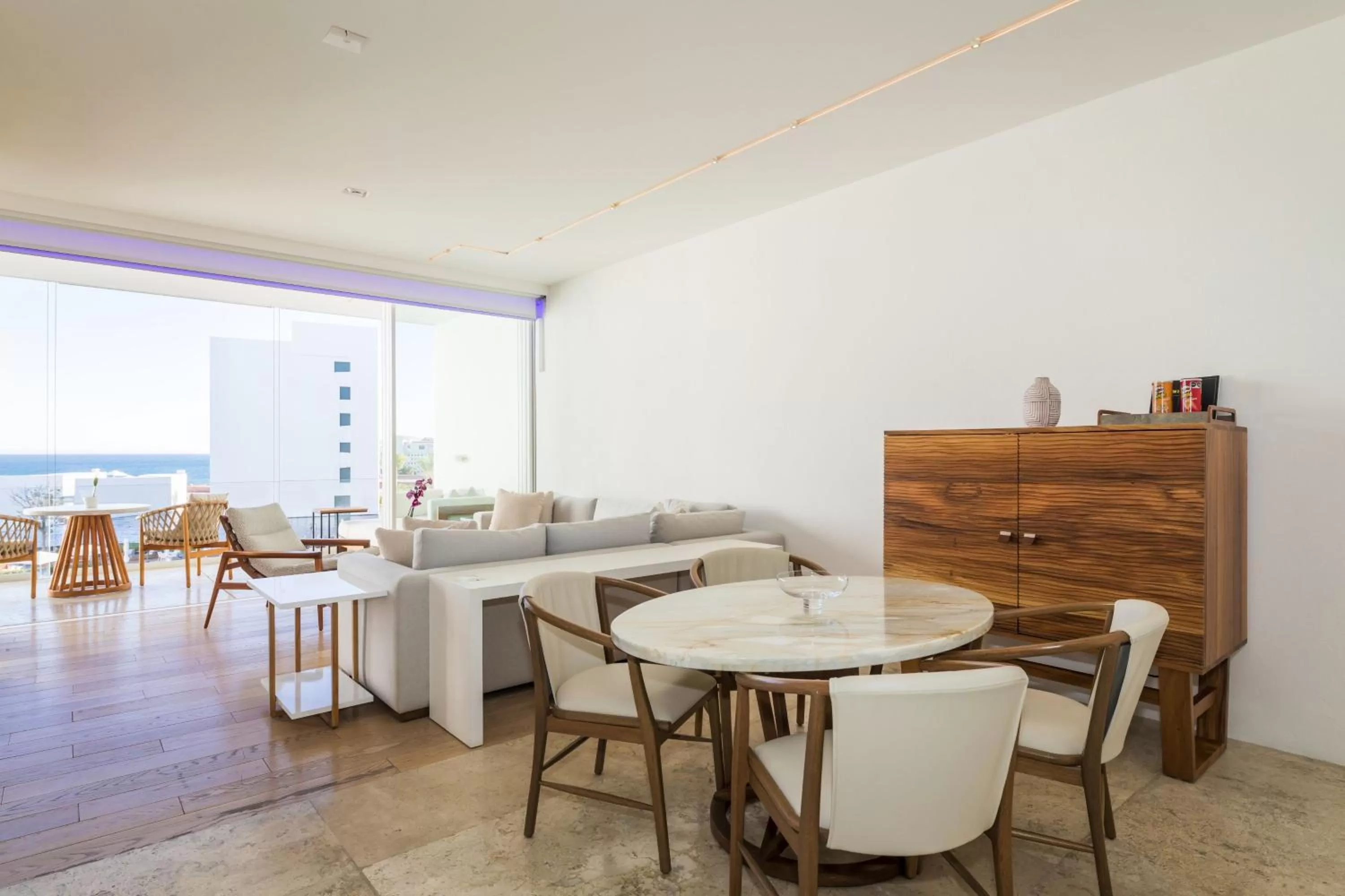 Dining area in Viceroy Los Cabos