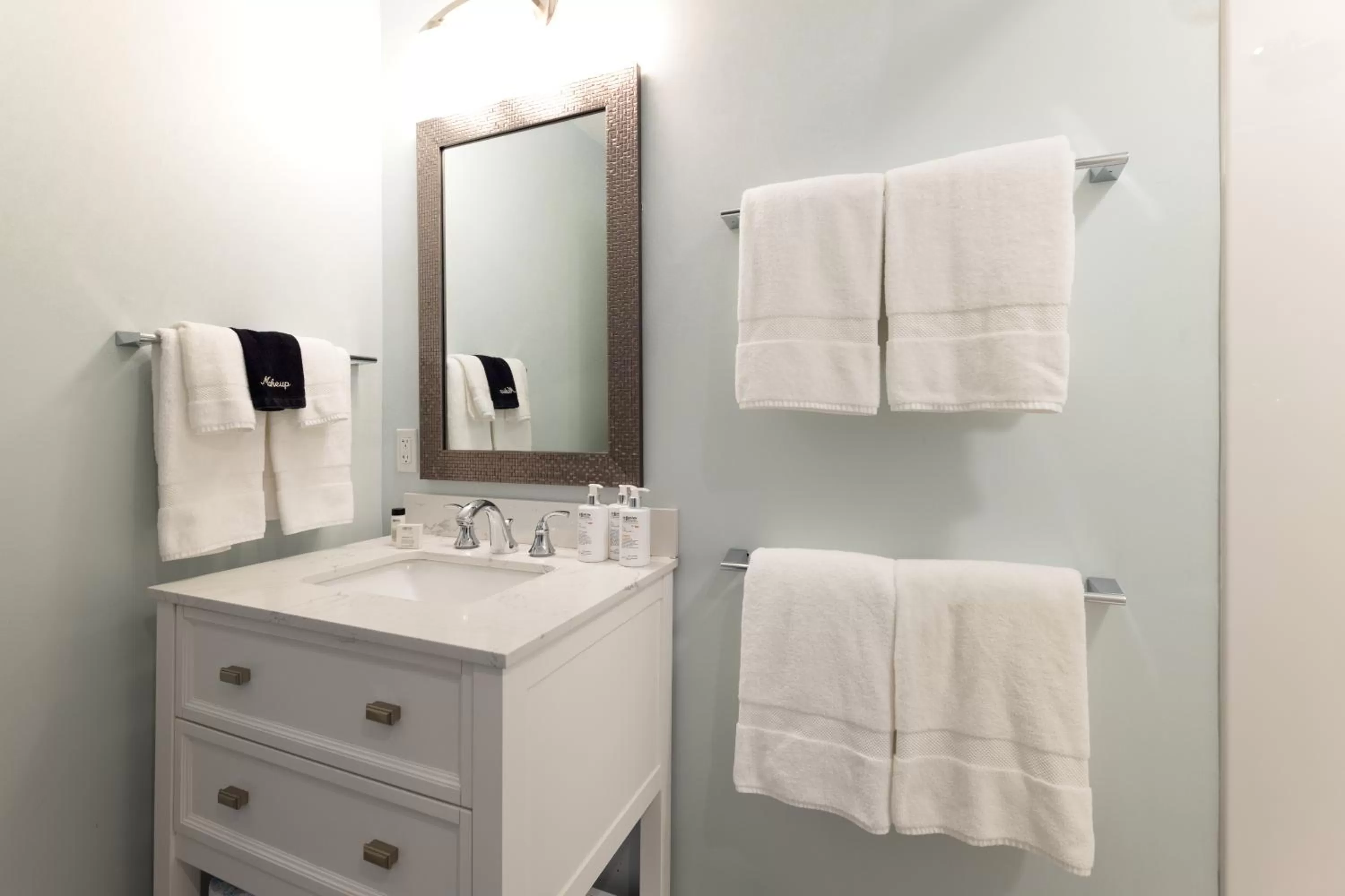 Bathroom in The Water Street Inn