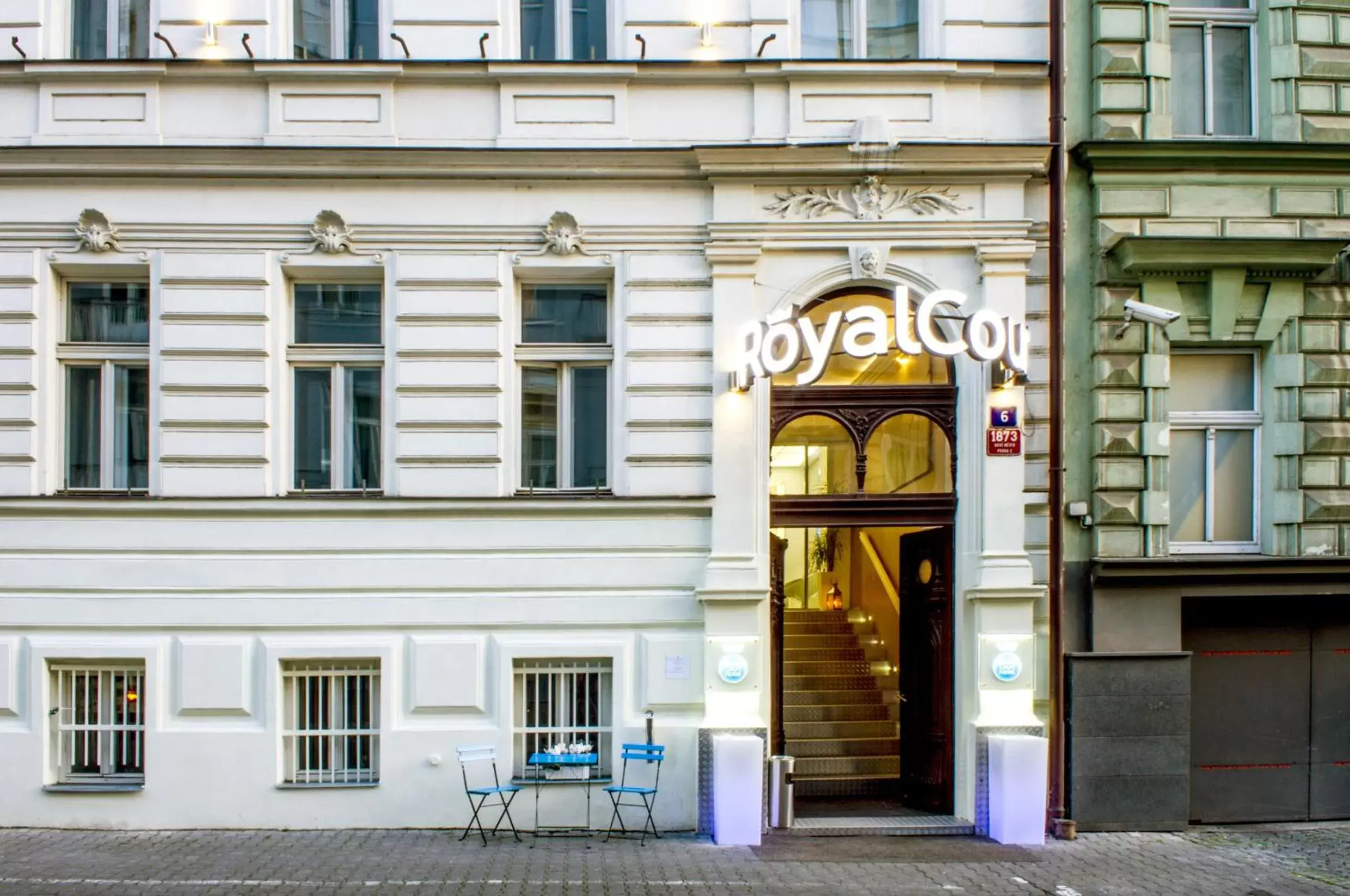 Facade/Entrance in Royal Court Hotel