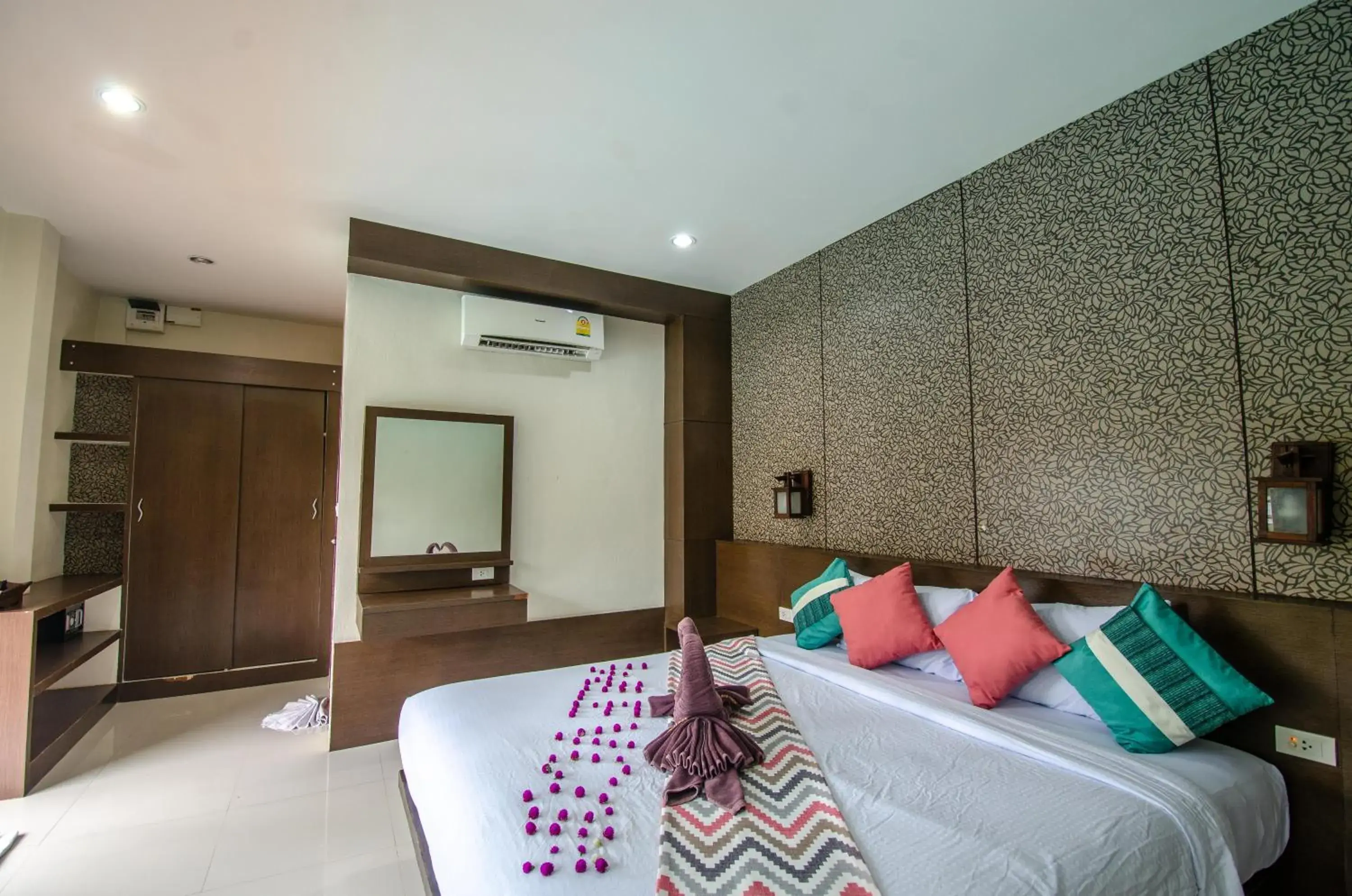 Bed in Khum Laanta Resort - SHA Extra Plus