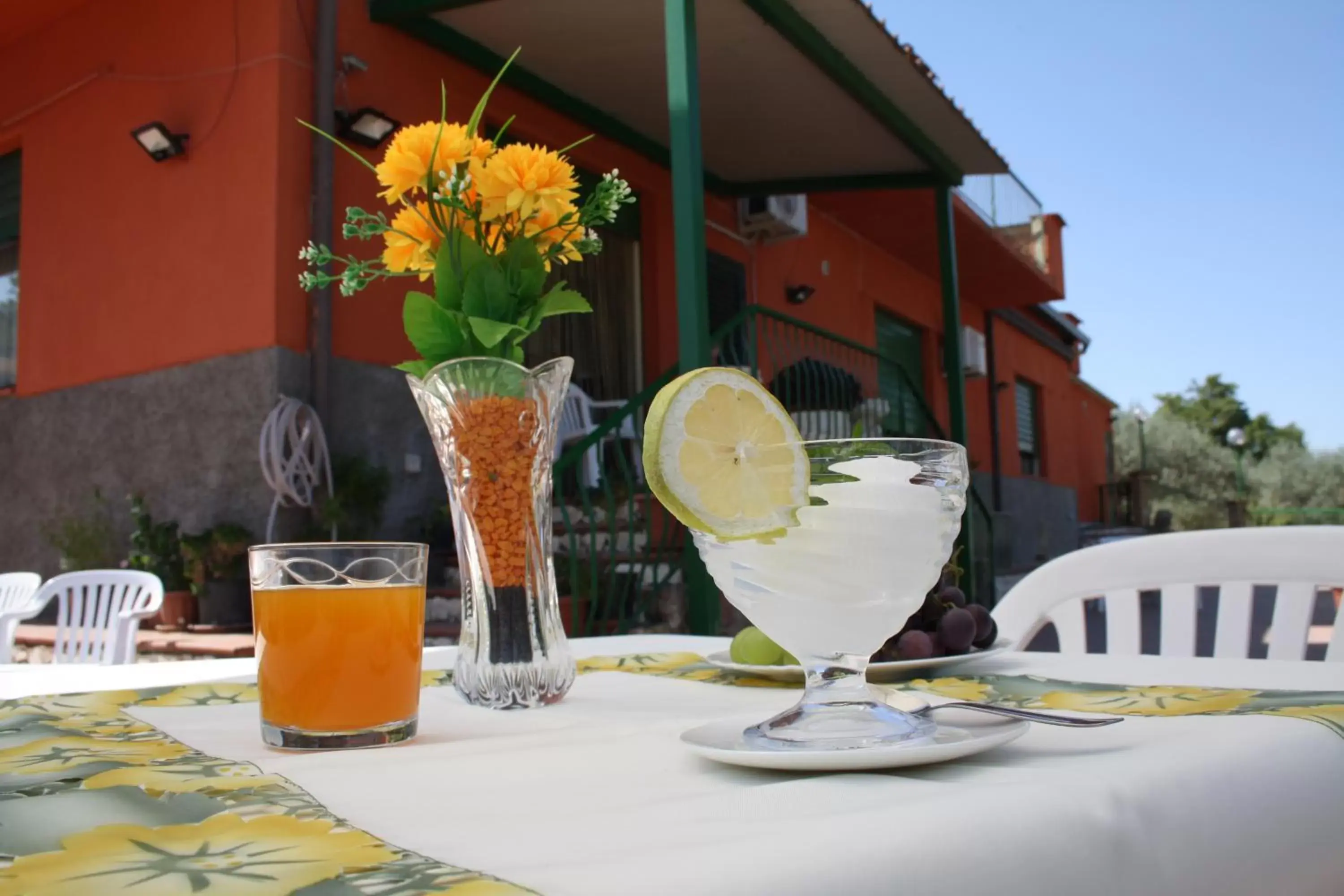 Balcony/Terrace, Restaurant/Places to Eat in B&B Borgo Pileri