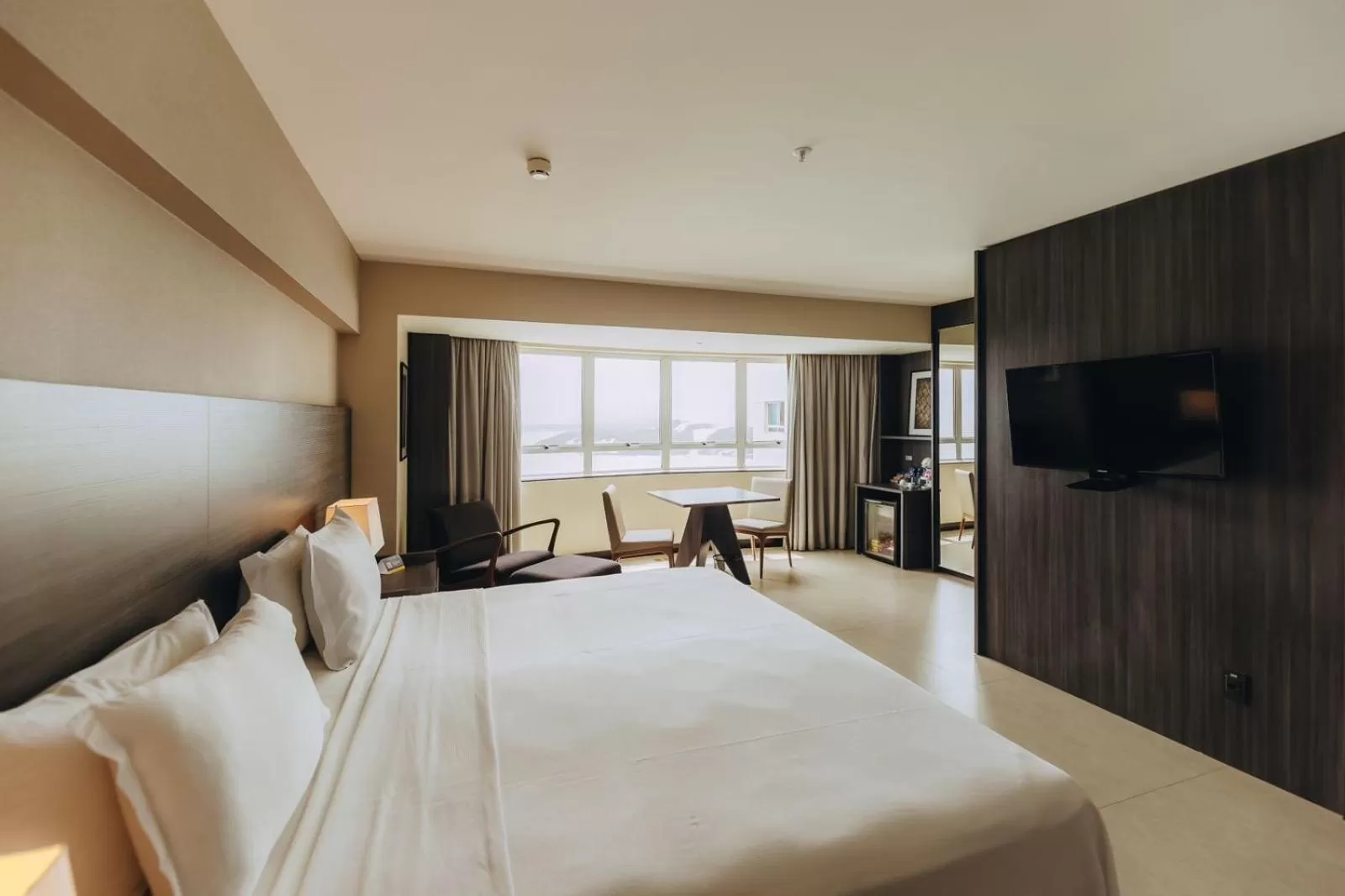 Photo of the whole room, Bed in Golden Tulip Natal Ponta Negra