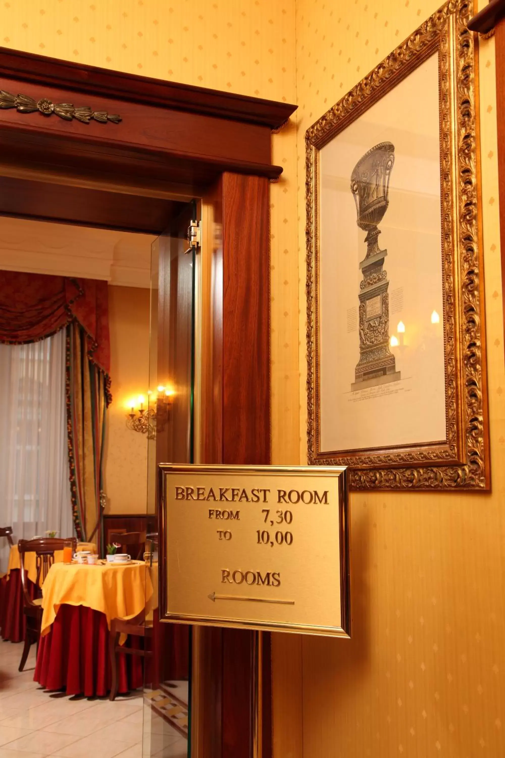 Restaurant/places to eat in Hotel Serena srl Restaurant/places to eat in Hotel Serena srl