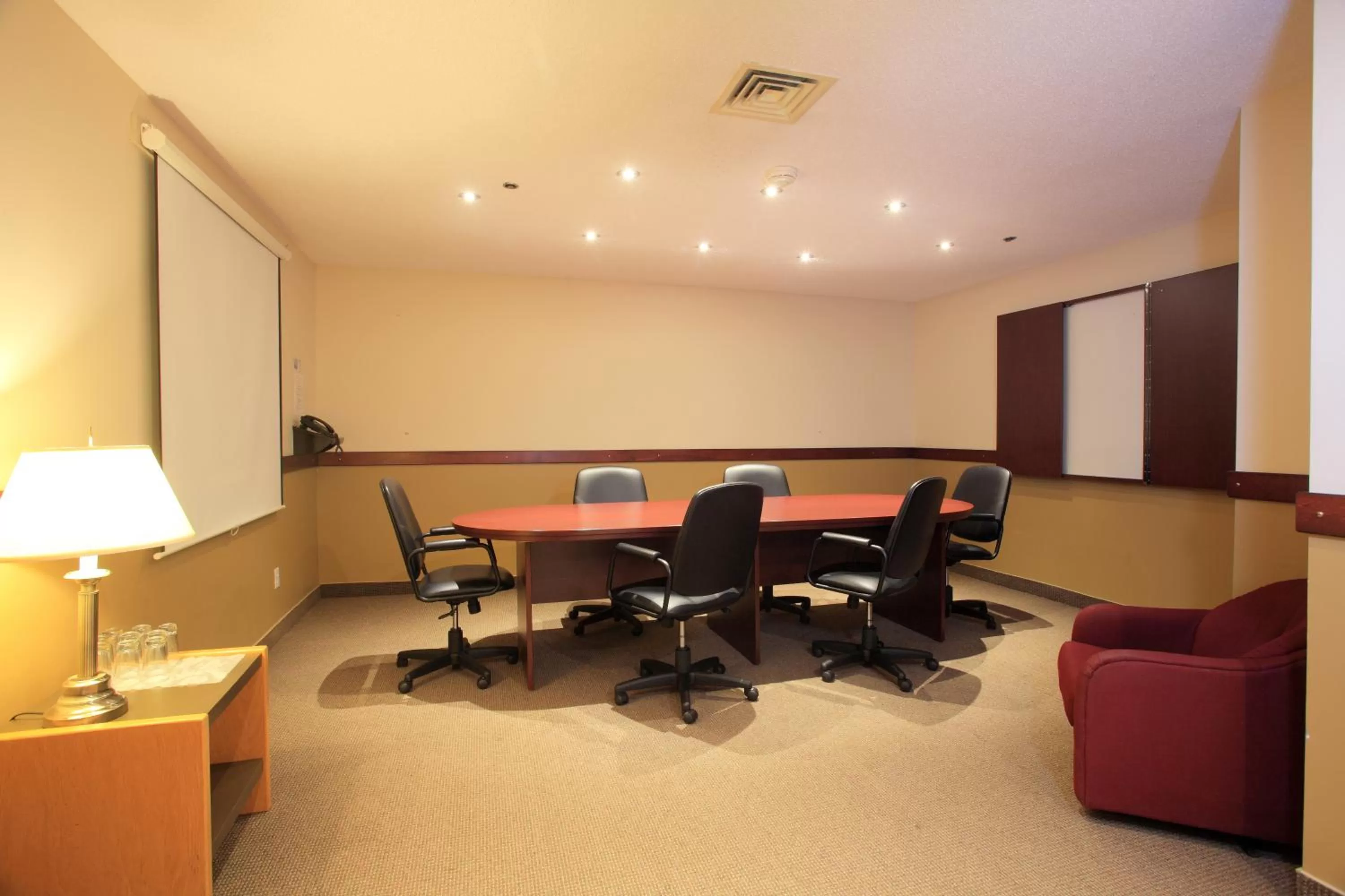 Business facilities in Hotel Universel Alma