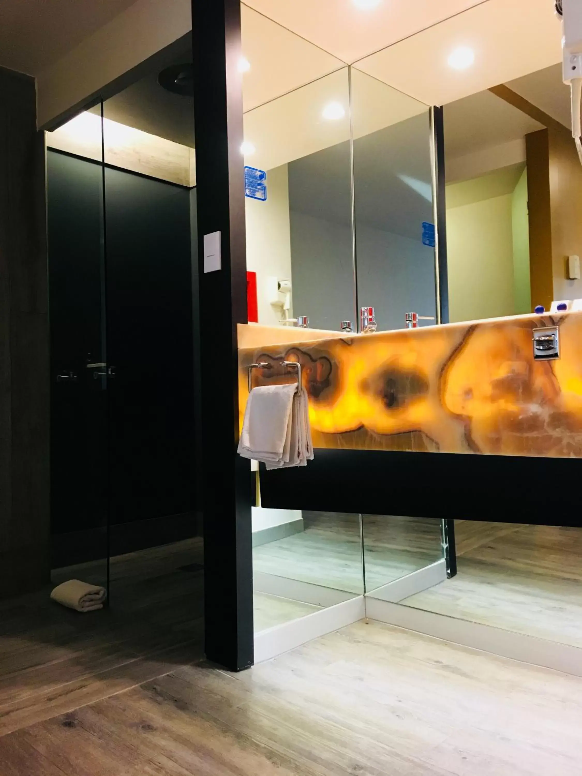 Bathroom in Hotel Harare